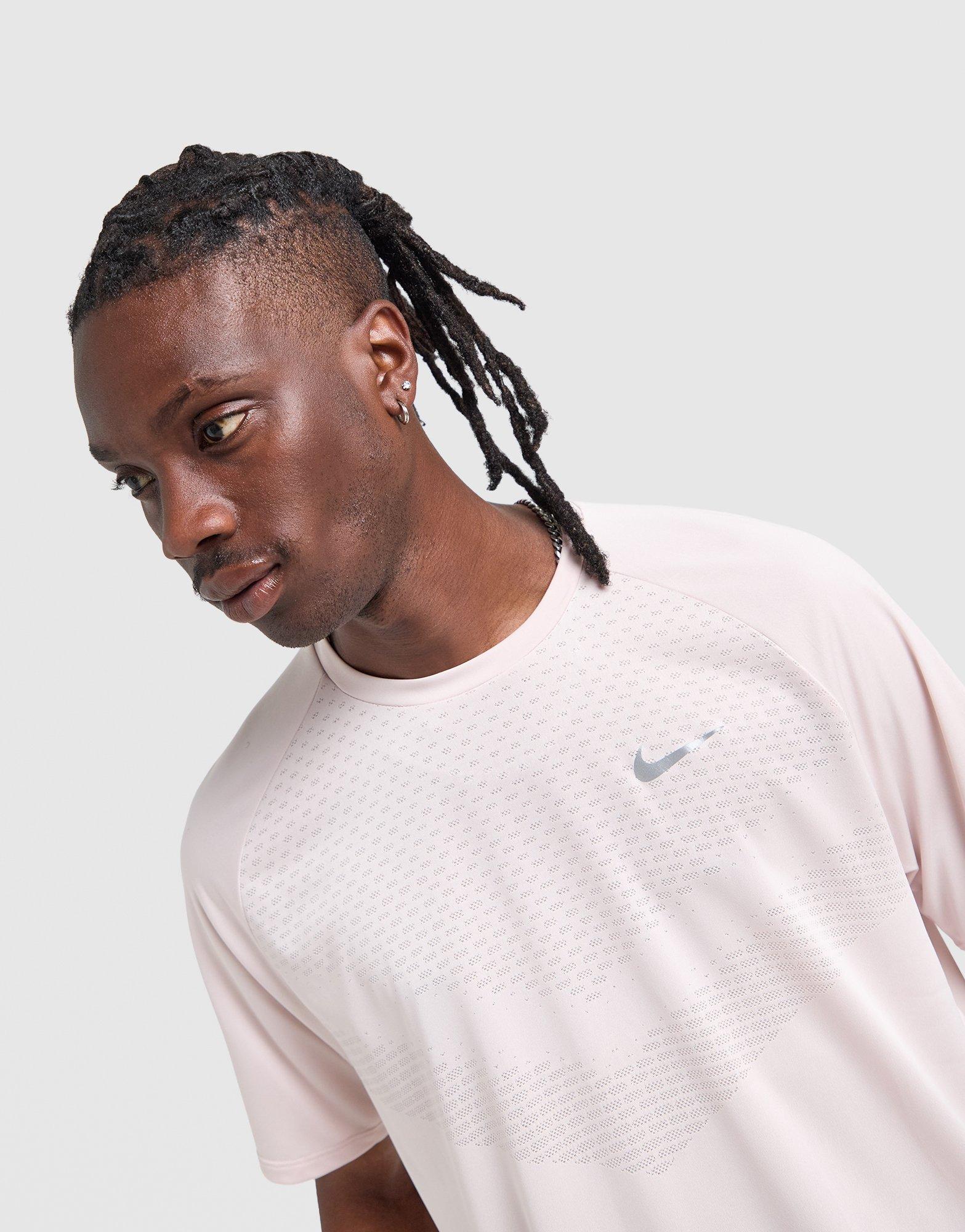 Nike Stride T-Shirt