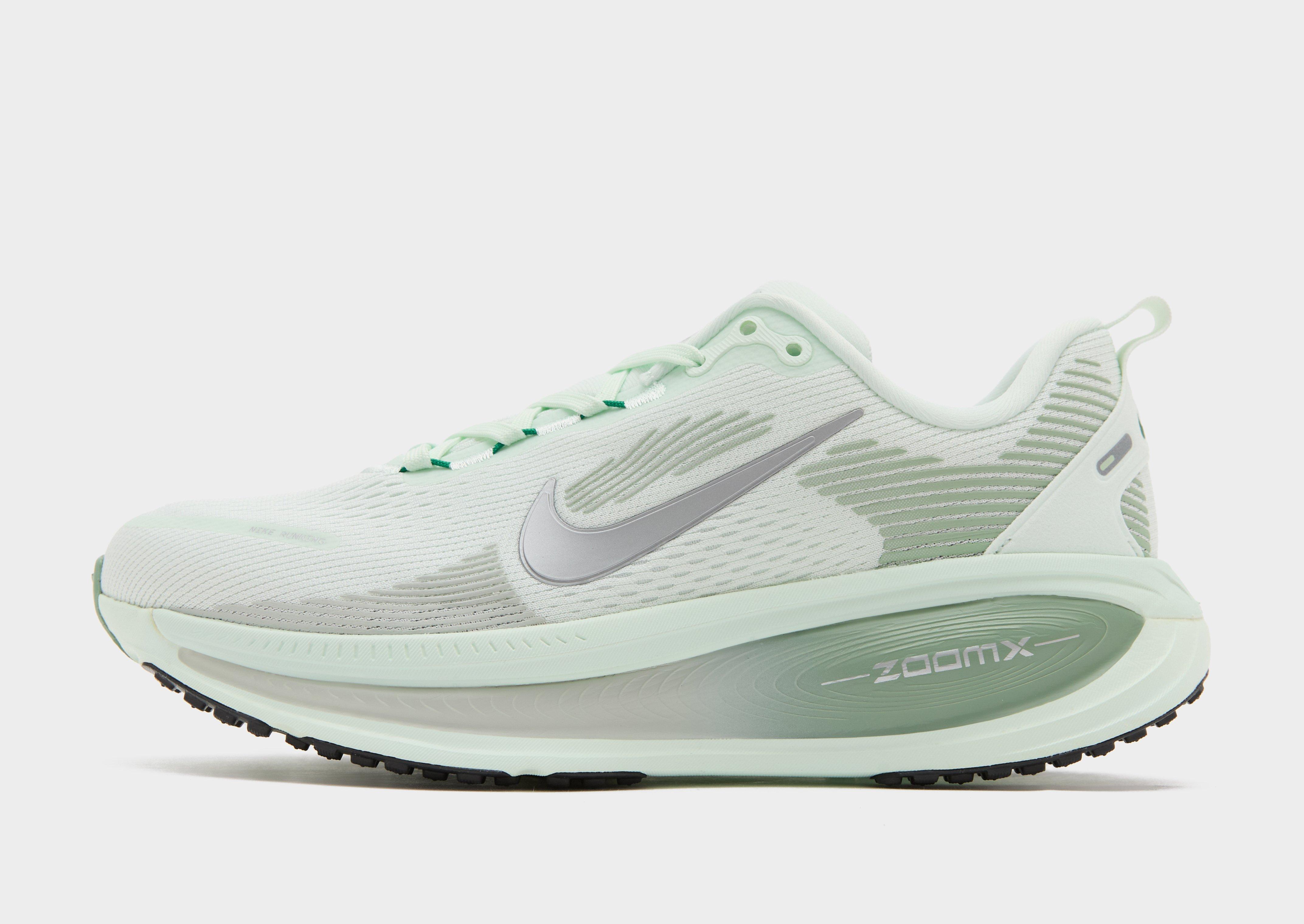Nike Hardloopschoenen voor dames (straat) Vomero 18 — foto 2 van 7
