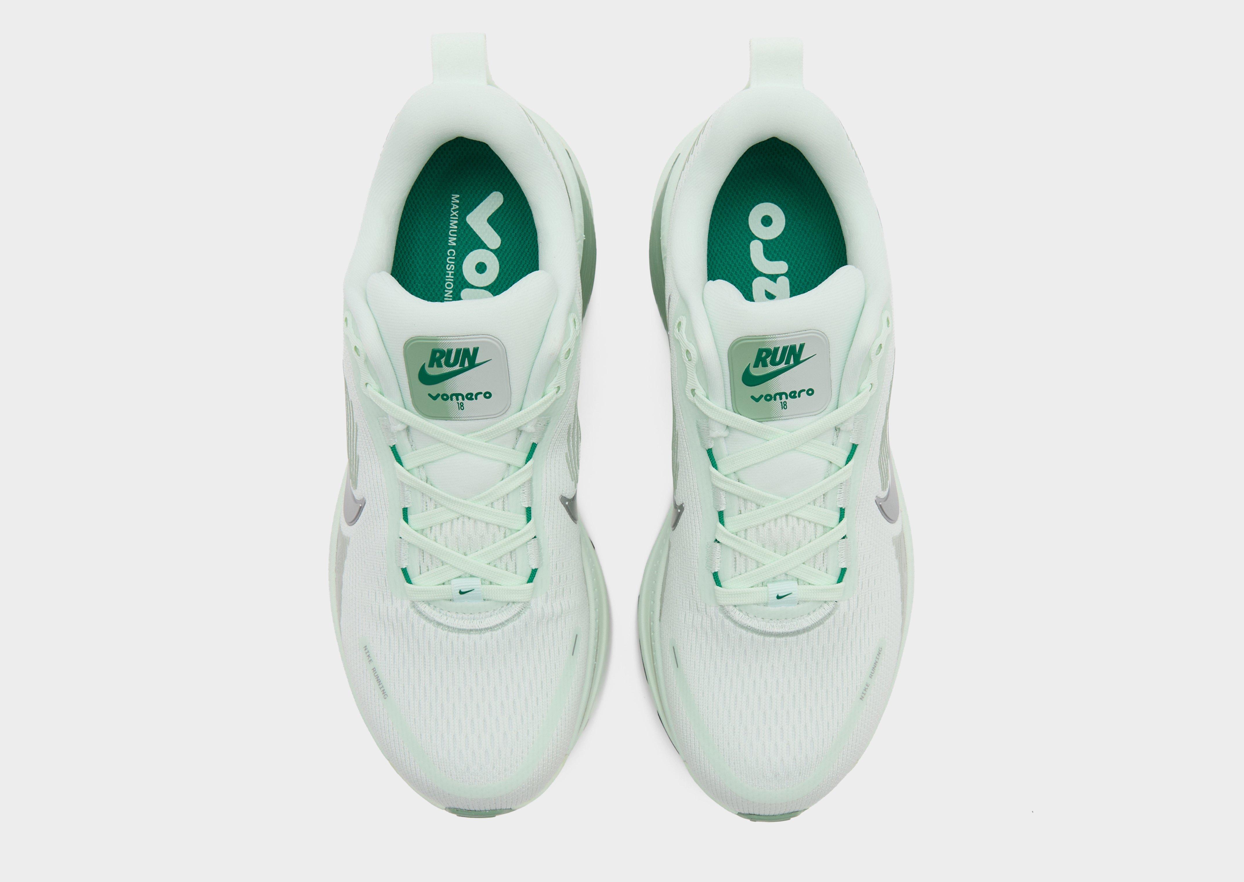 Nike Hardloopschoenen voor dames (straat) Vomero 18 — foto 6 van 7
