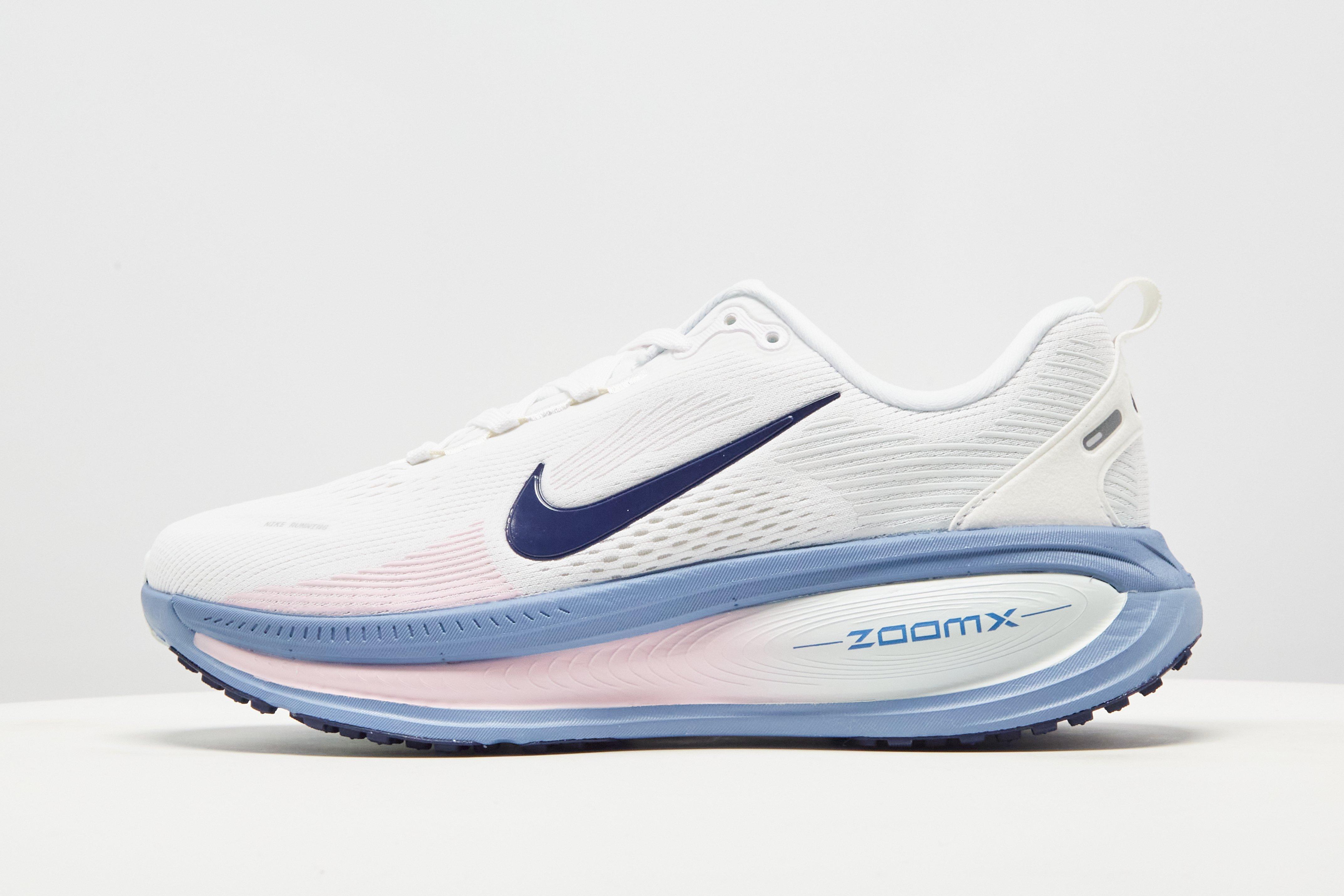 Nike Vomero 18 Women's