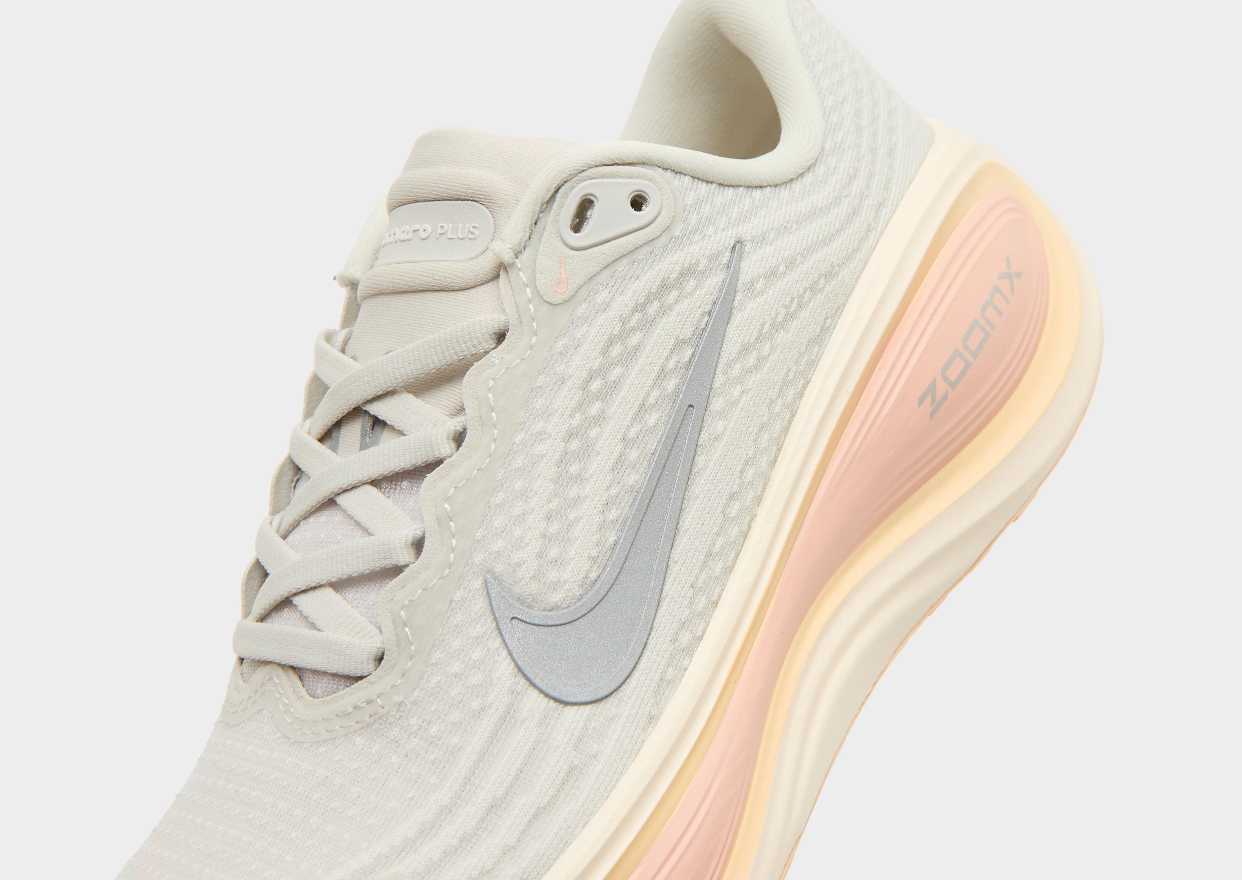 Nike Hardloopschoenen voor dames (straat) Vomero Plus — foto 5 van 7