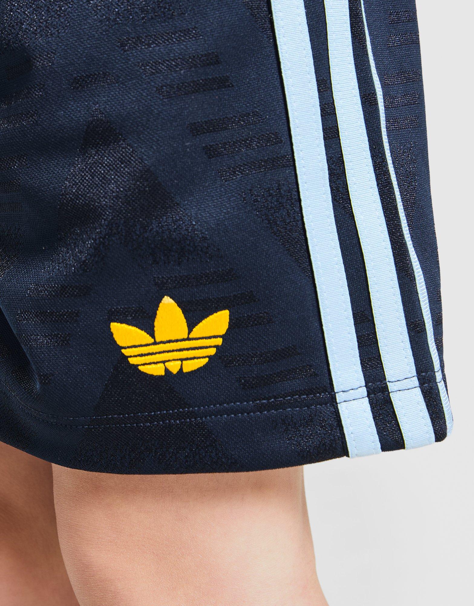 adidas Originals Football T-Shirt/Shorts Set Infant