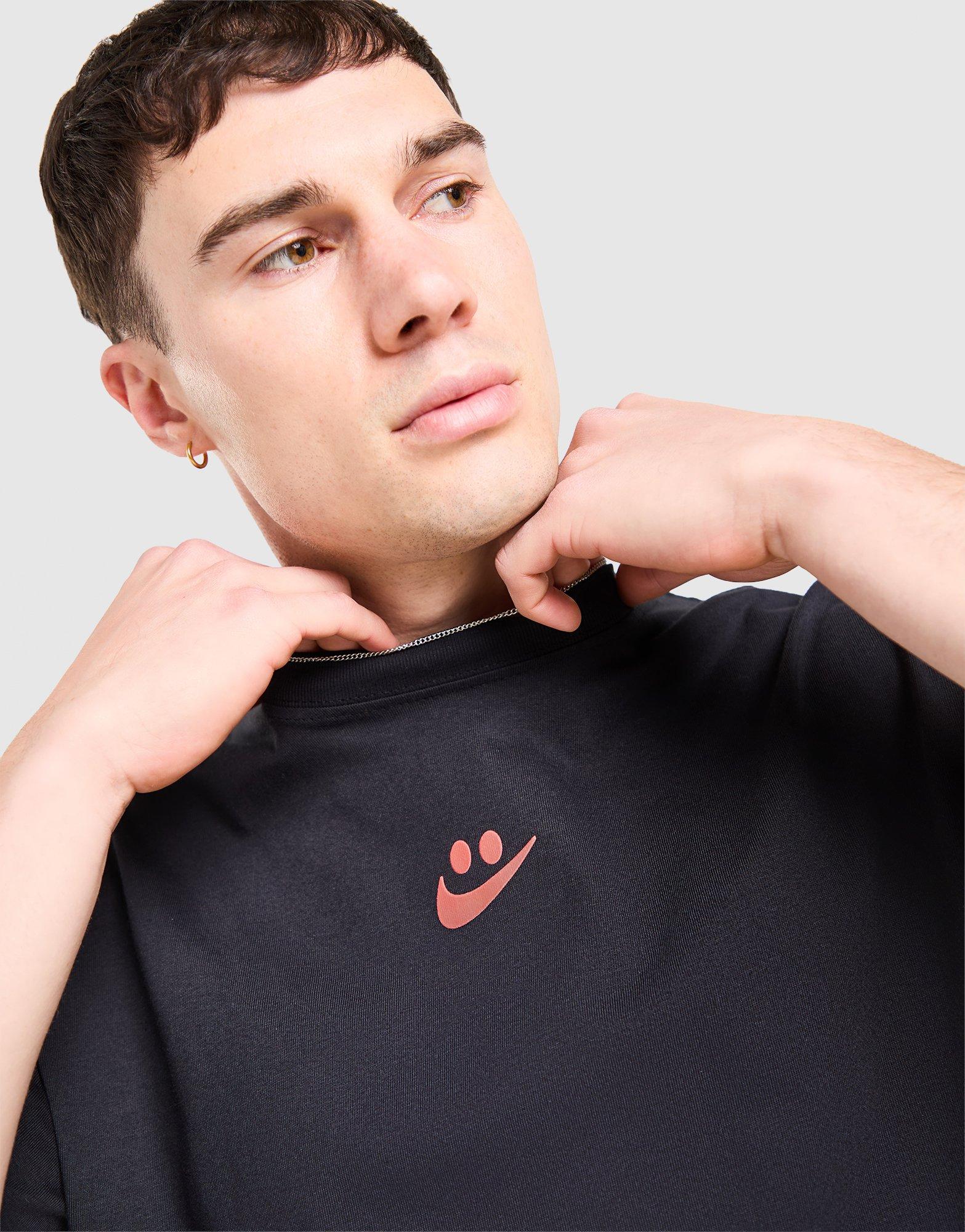 Nike Smile T-Shirt