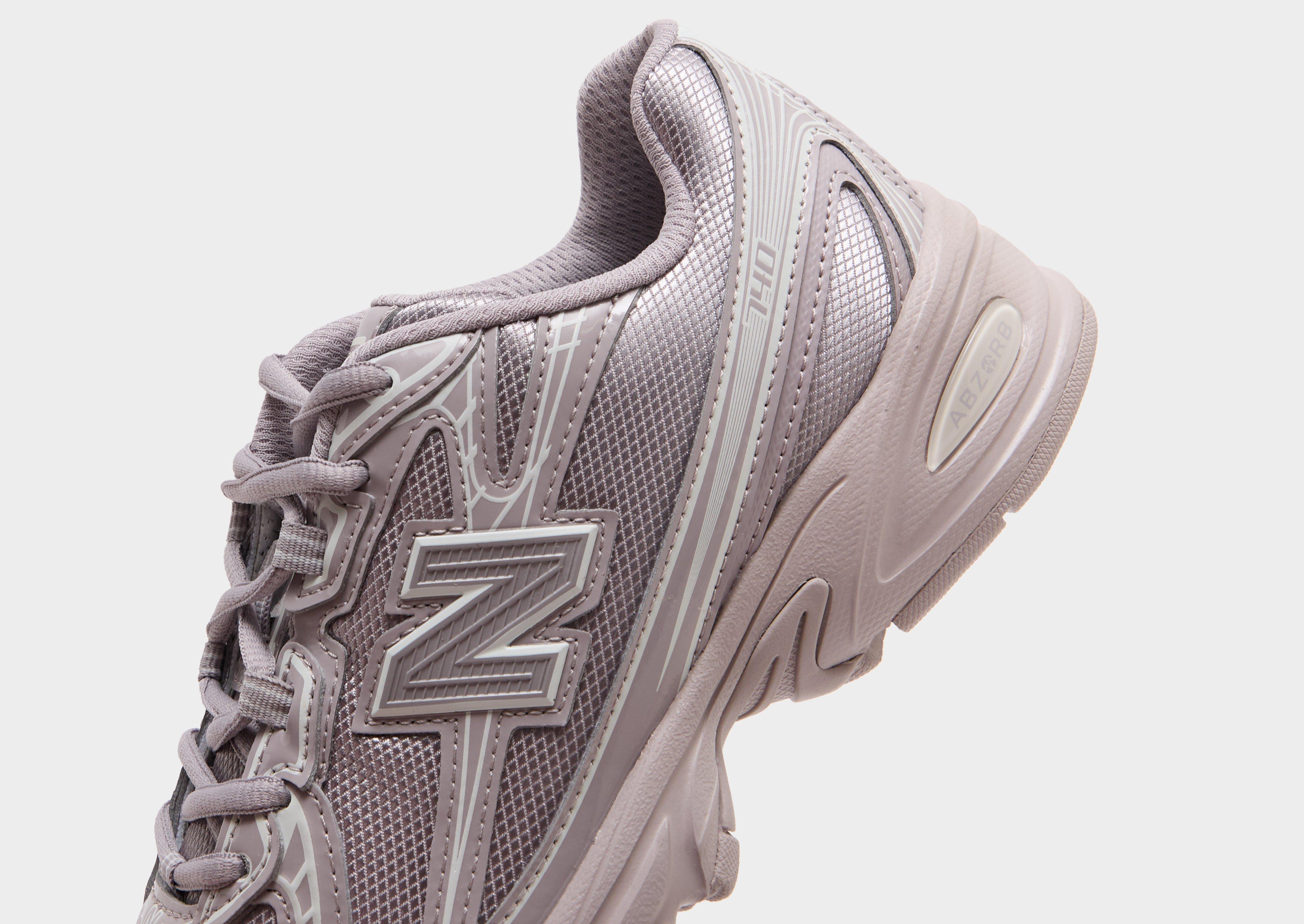 New Balance 740 Women's