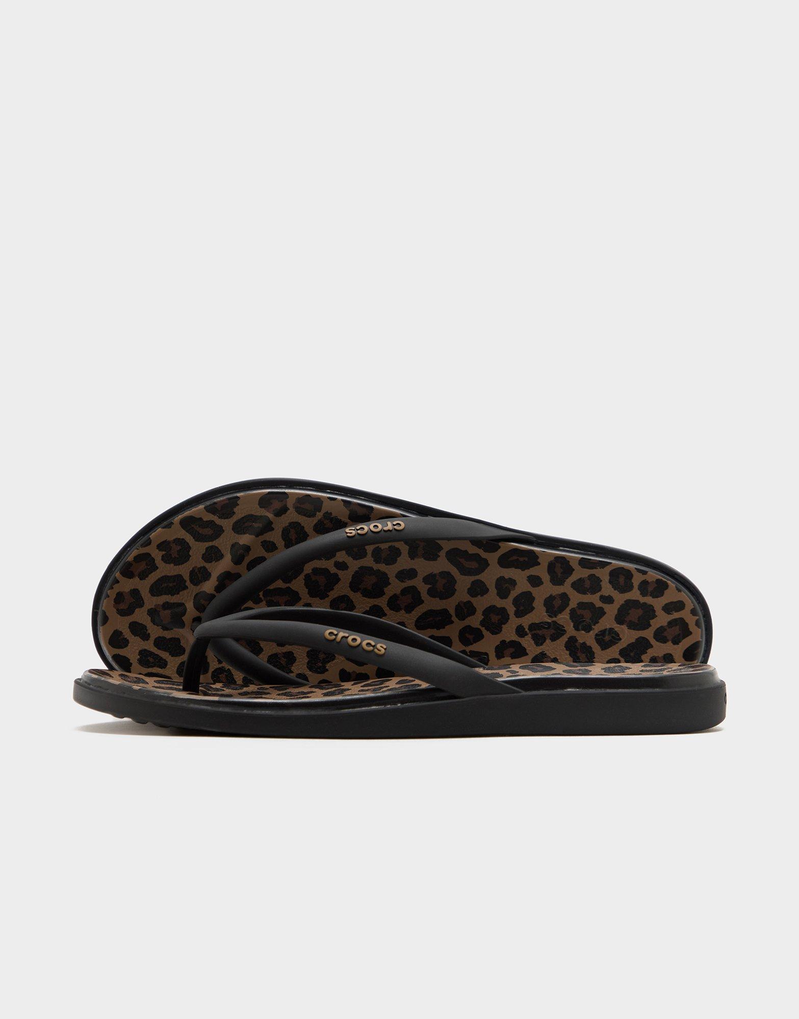 Crocs Miami Round Toe Flip Flops