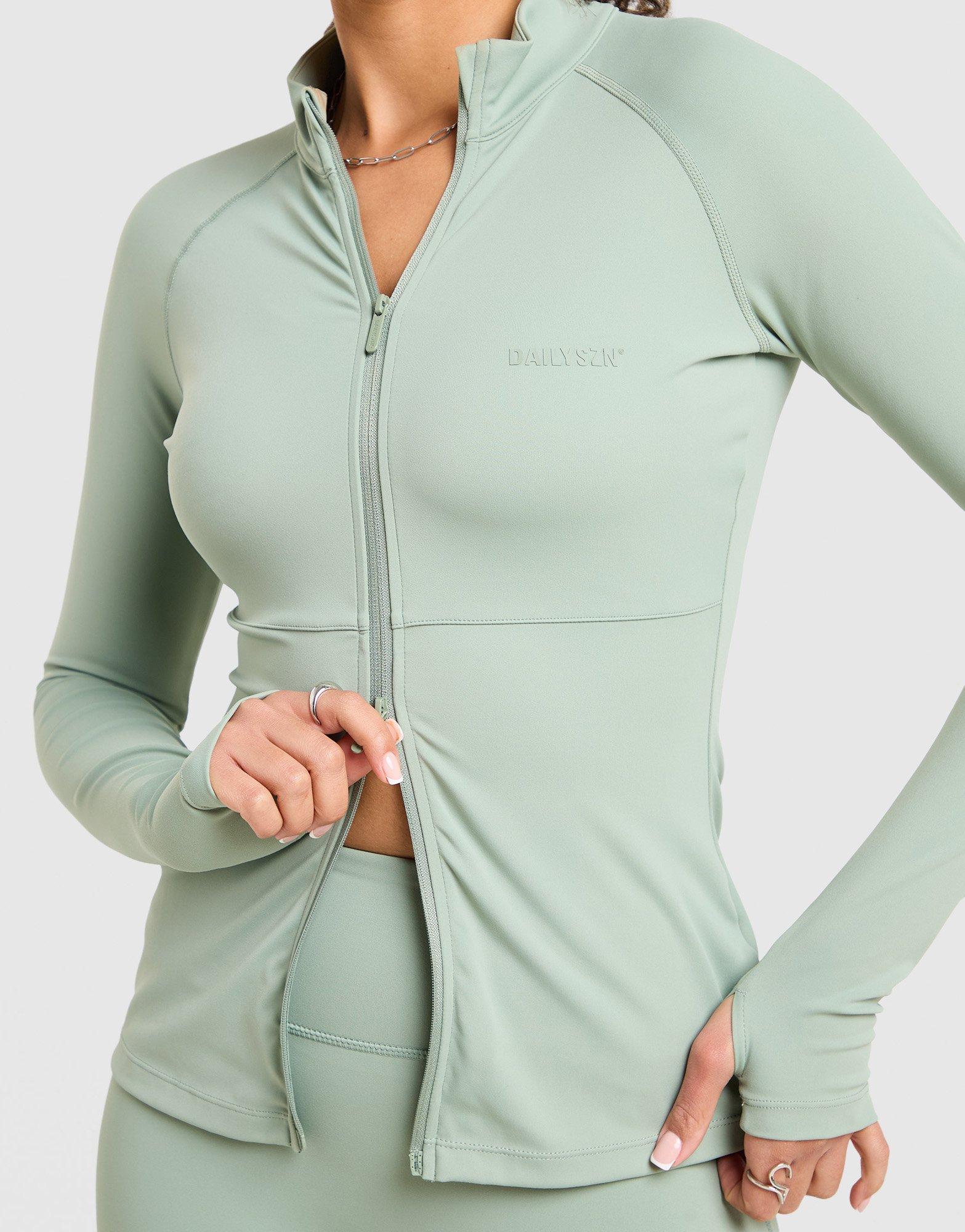 DAILYSZN Full Zip Fit Top