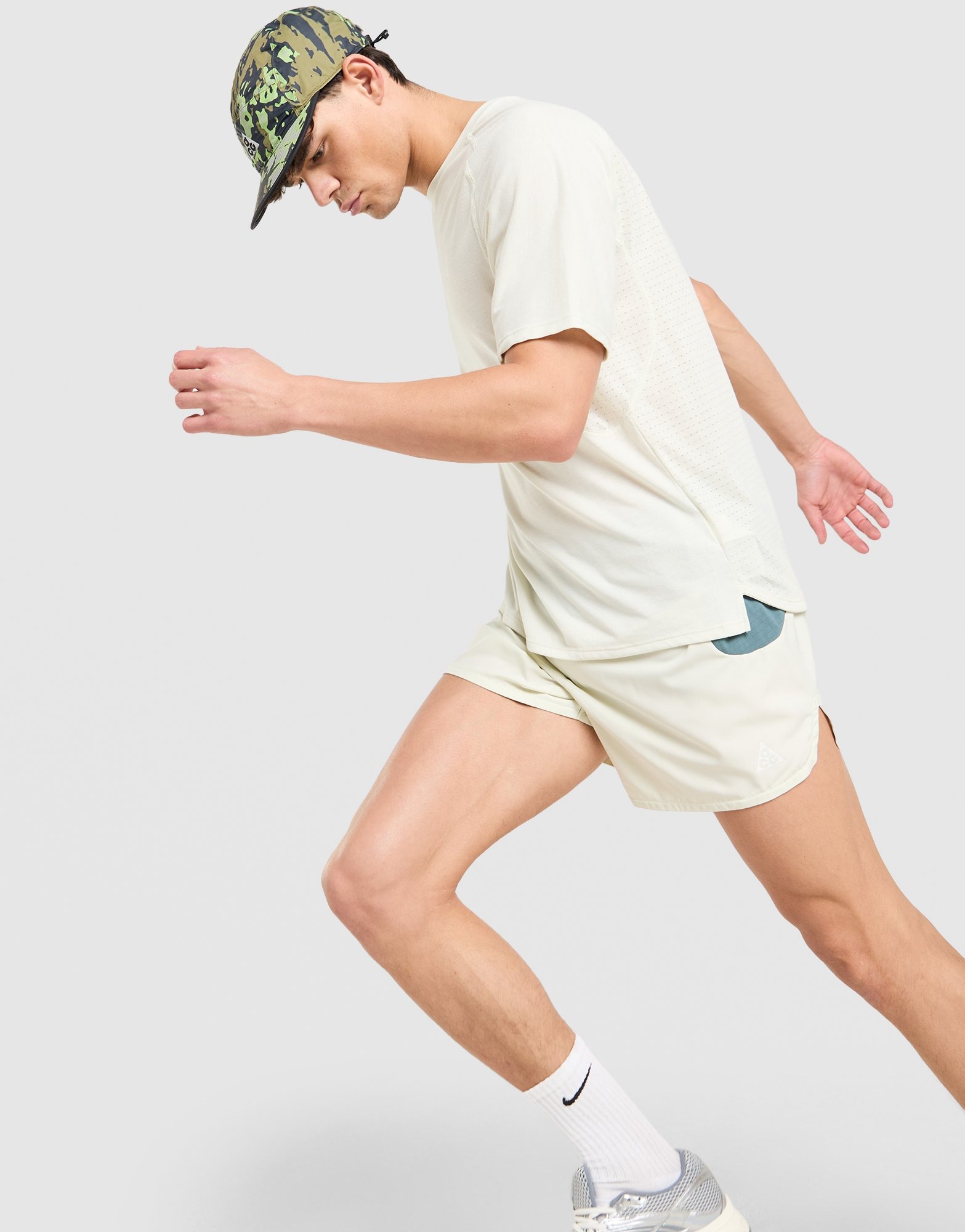 新品未使用 NIKE ACG RUNNING SHORT XL ナイキ Green Nike ACG Trail Shorts - JD Sports Global