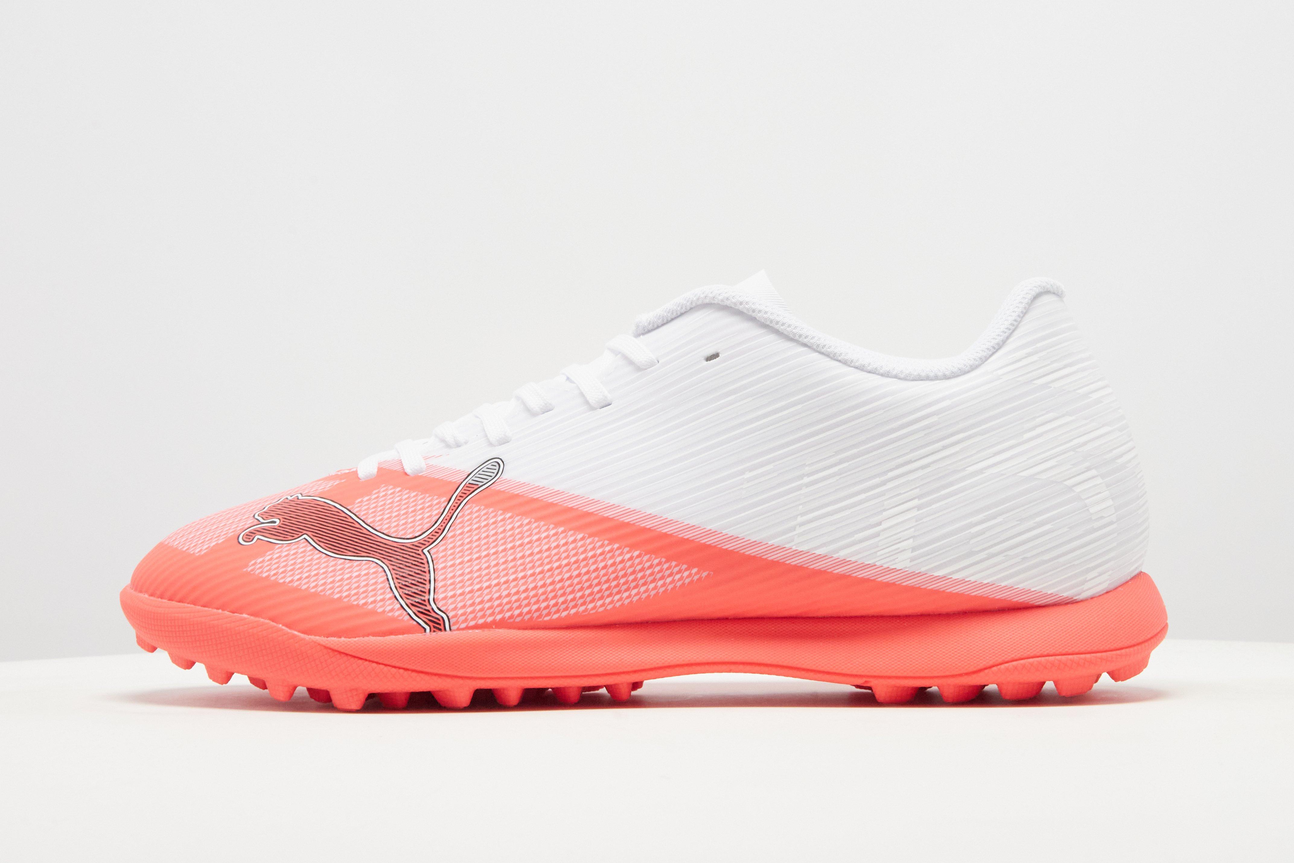 PUMA ULTRA 7 Play TT