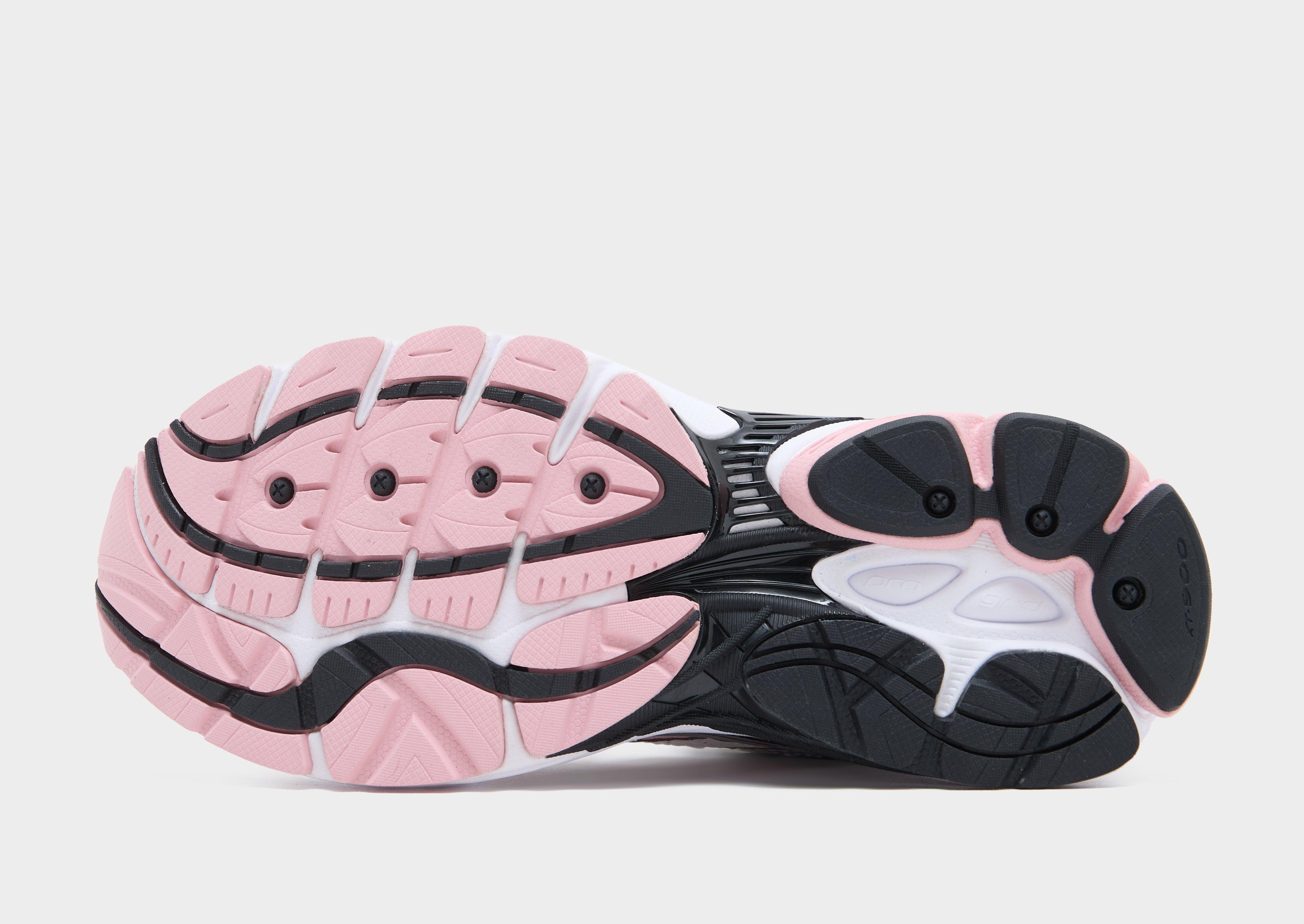 Saucony ProGrid Omni 9 Women's