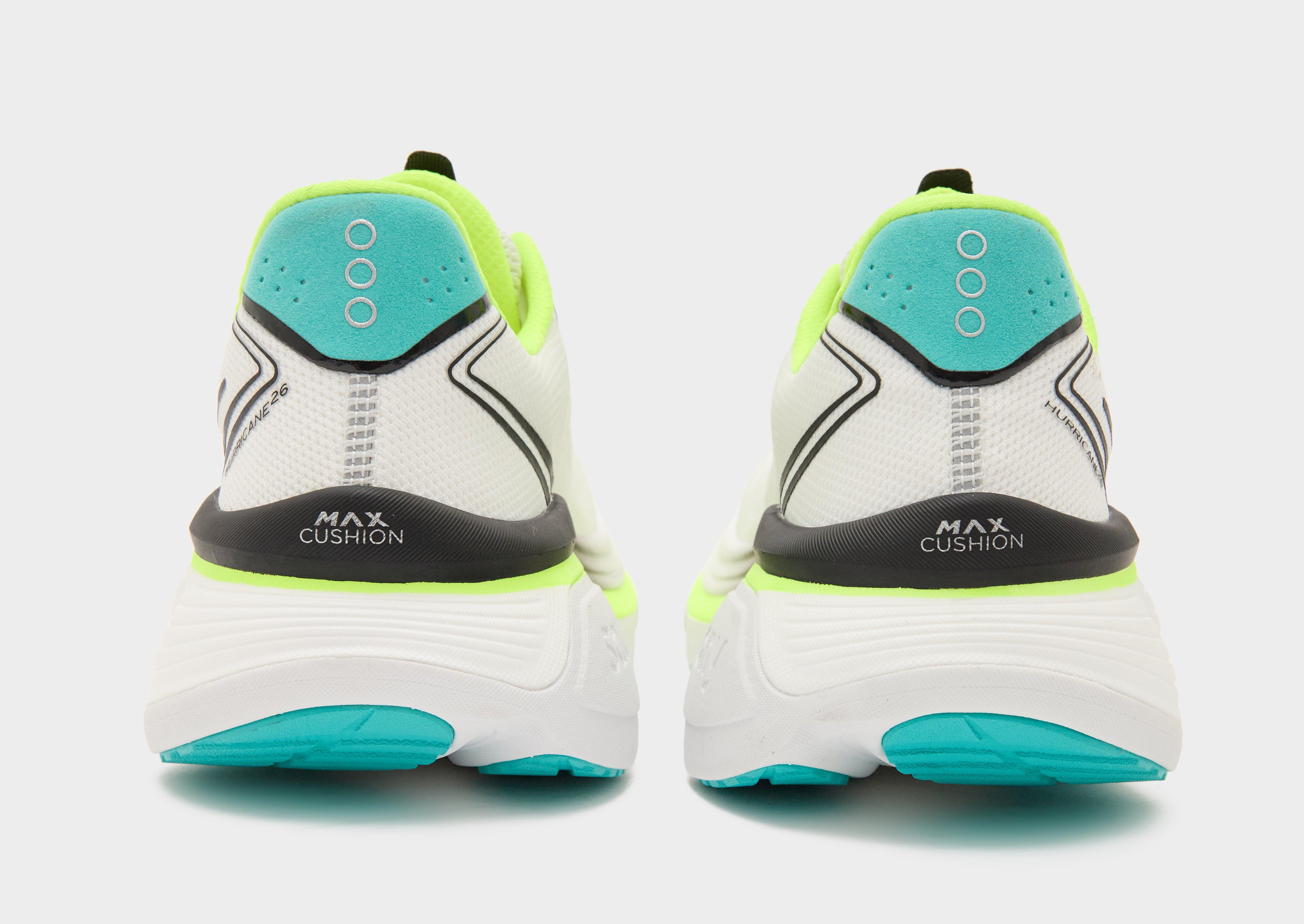 Saucony HURRICANE 26