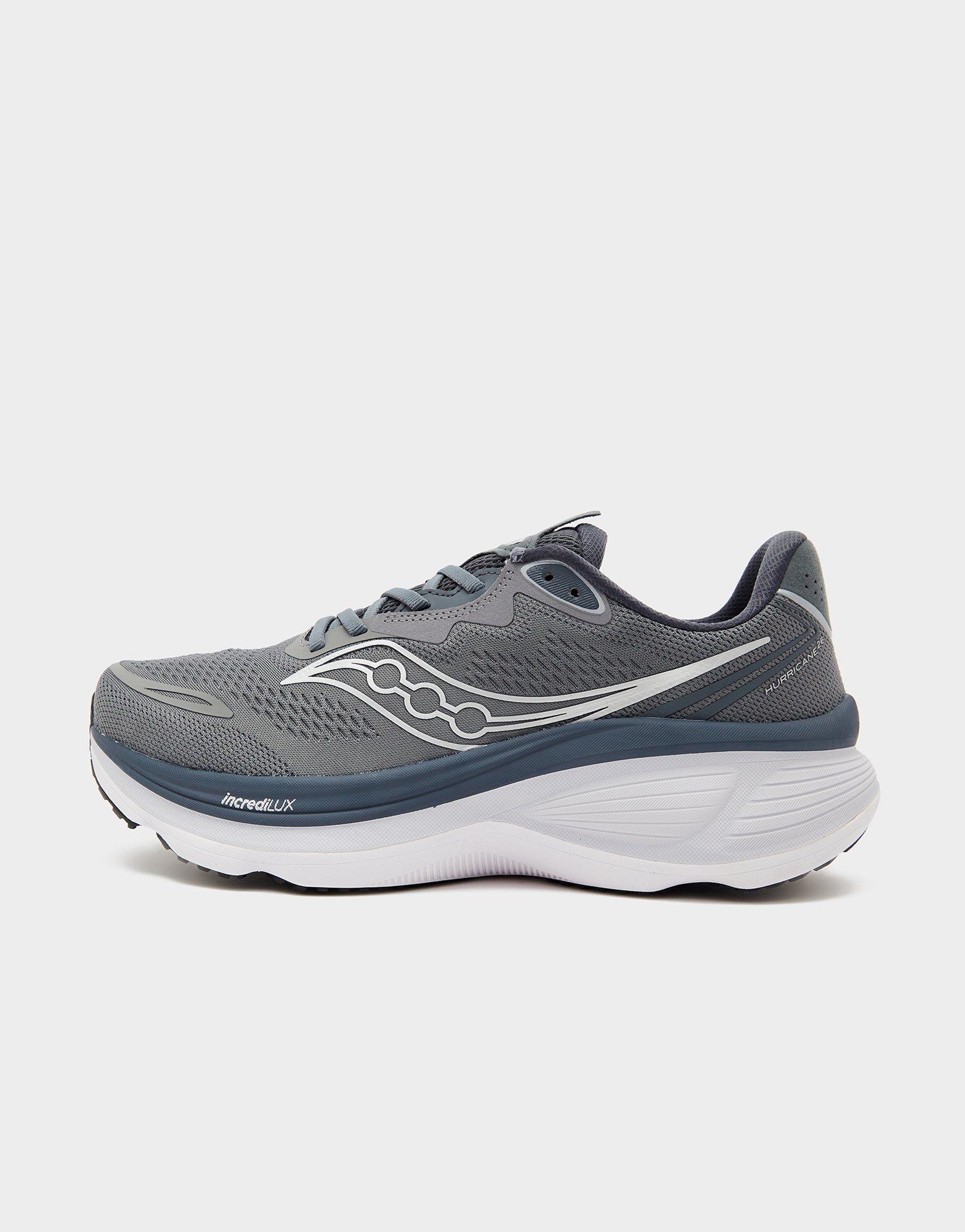 Saucony Hurricane 26