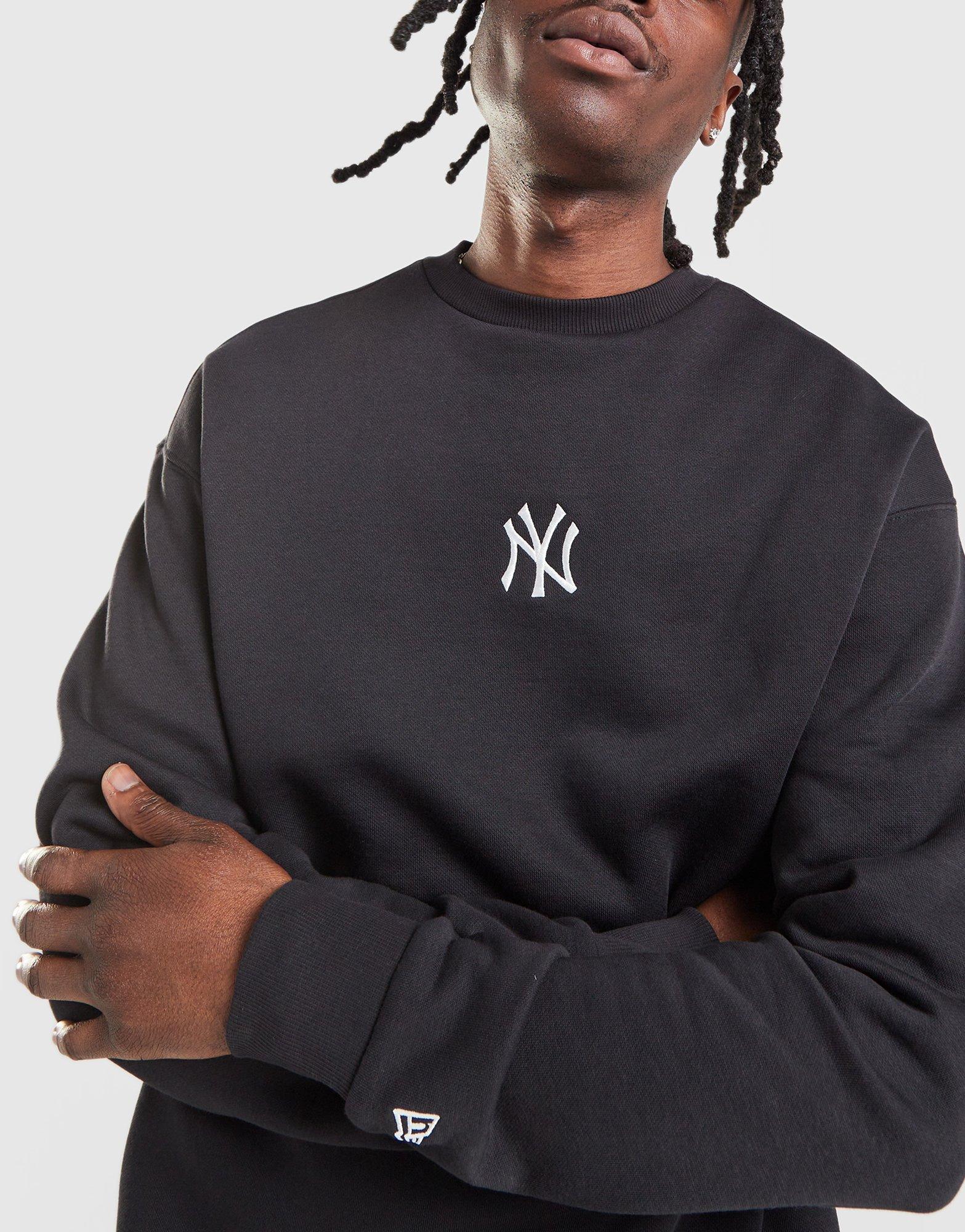 New Era MLB New York Yankees Small Logo Crew Sweatshirt