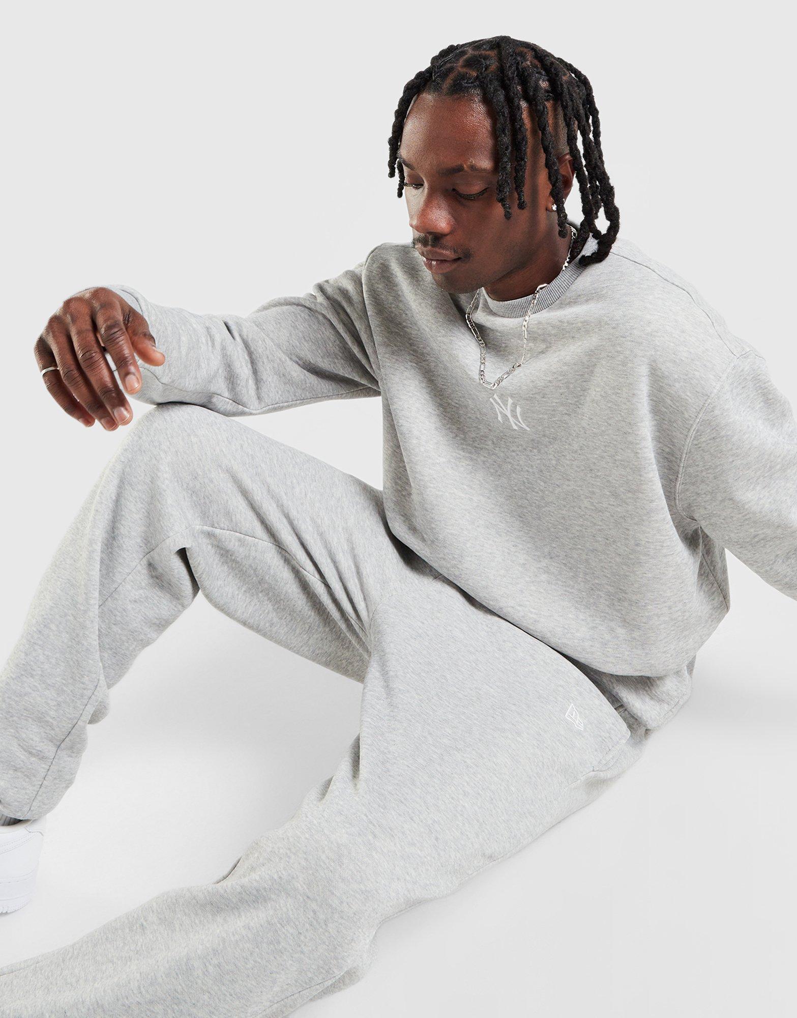 New Era MLB New York Yankees Small Logo Crew Sweatshirt