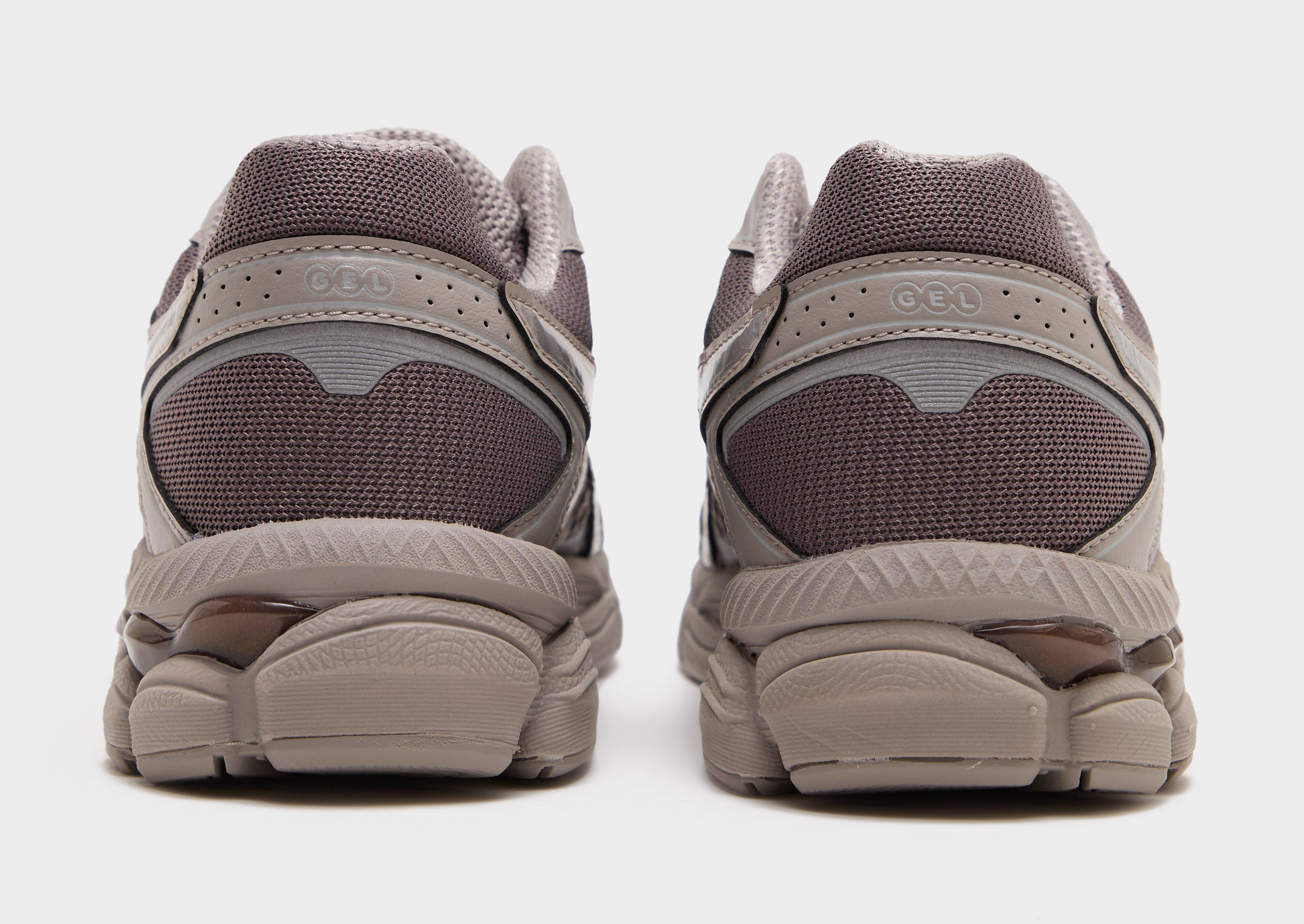 ASICS GEL-CUMULUS 16 Women's