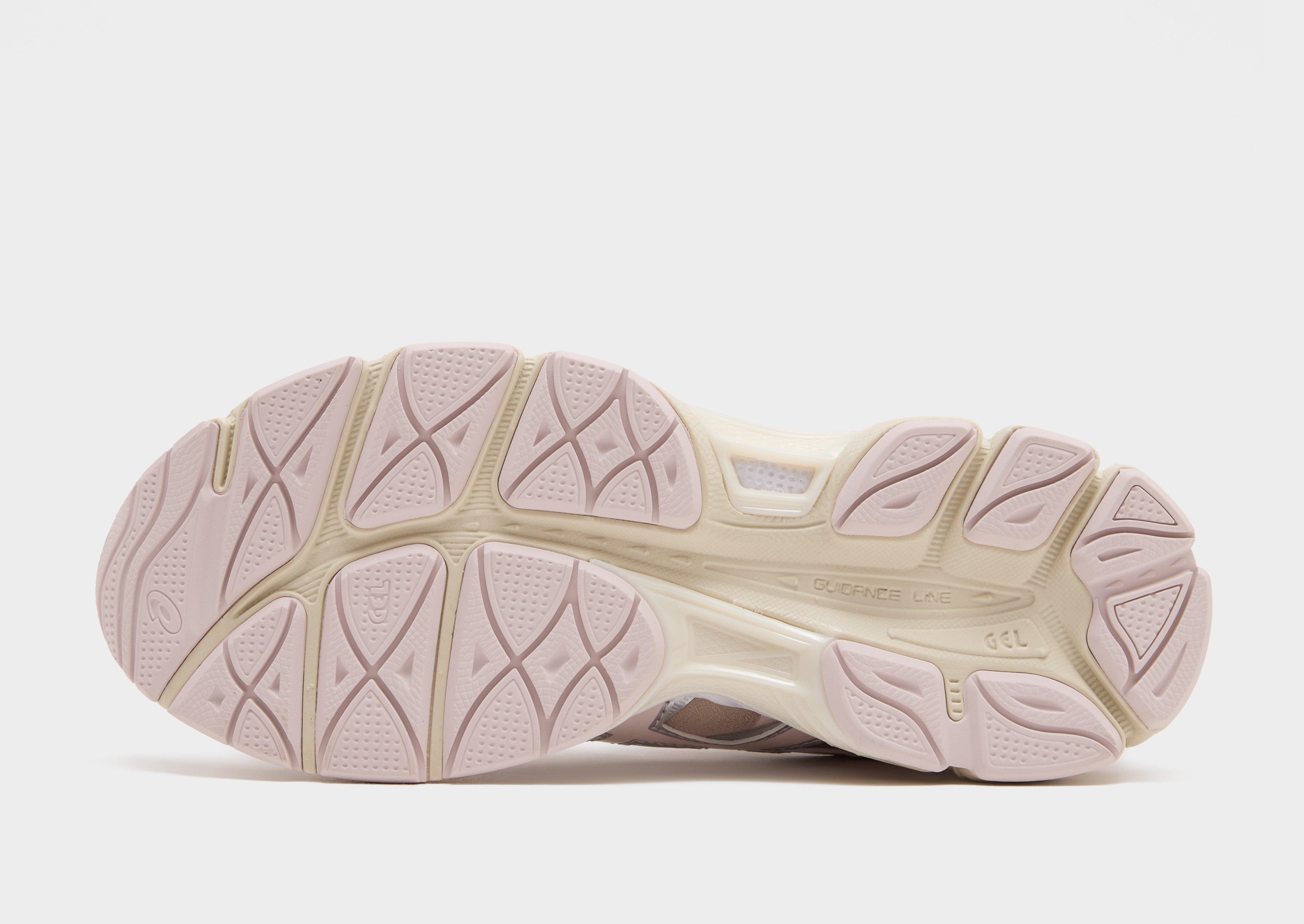 ASICS GEL-CUMULUS 16 Women's