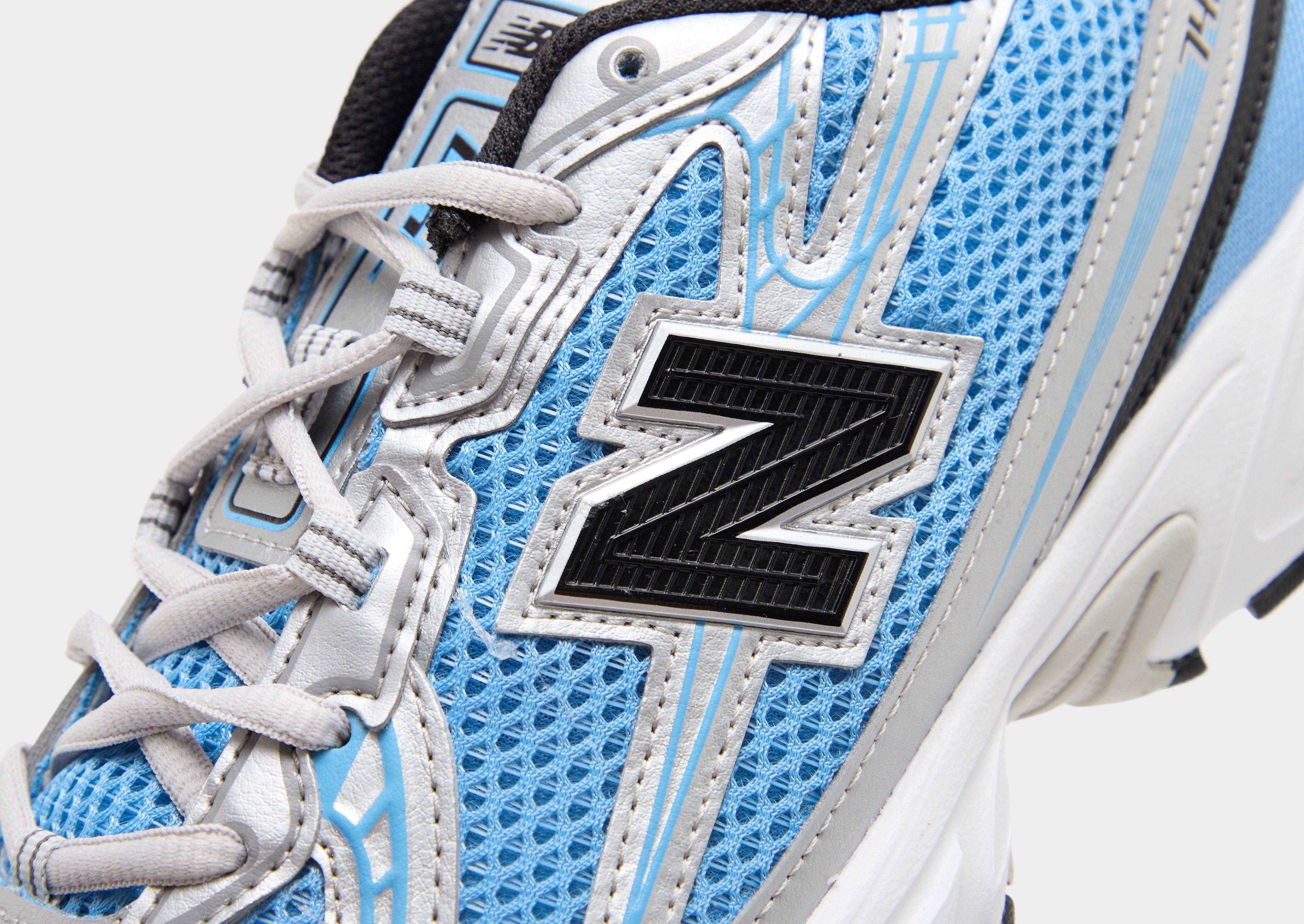 New Balance 740