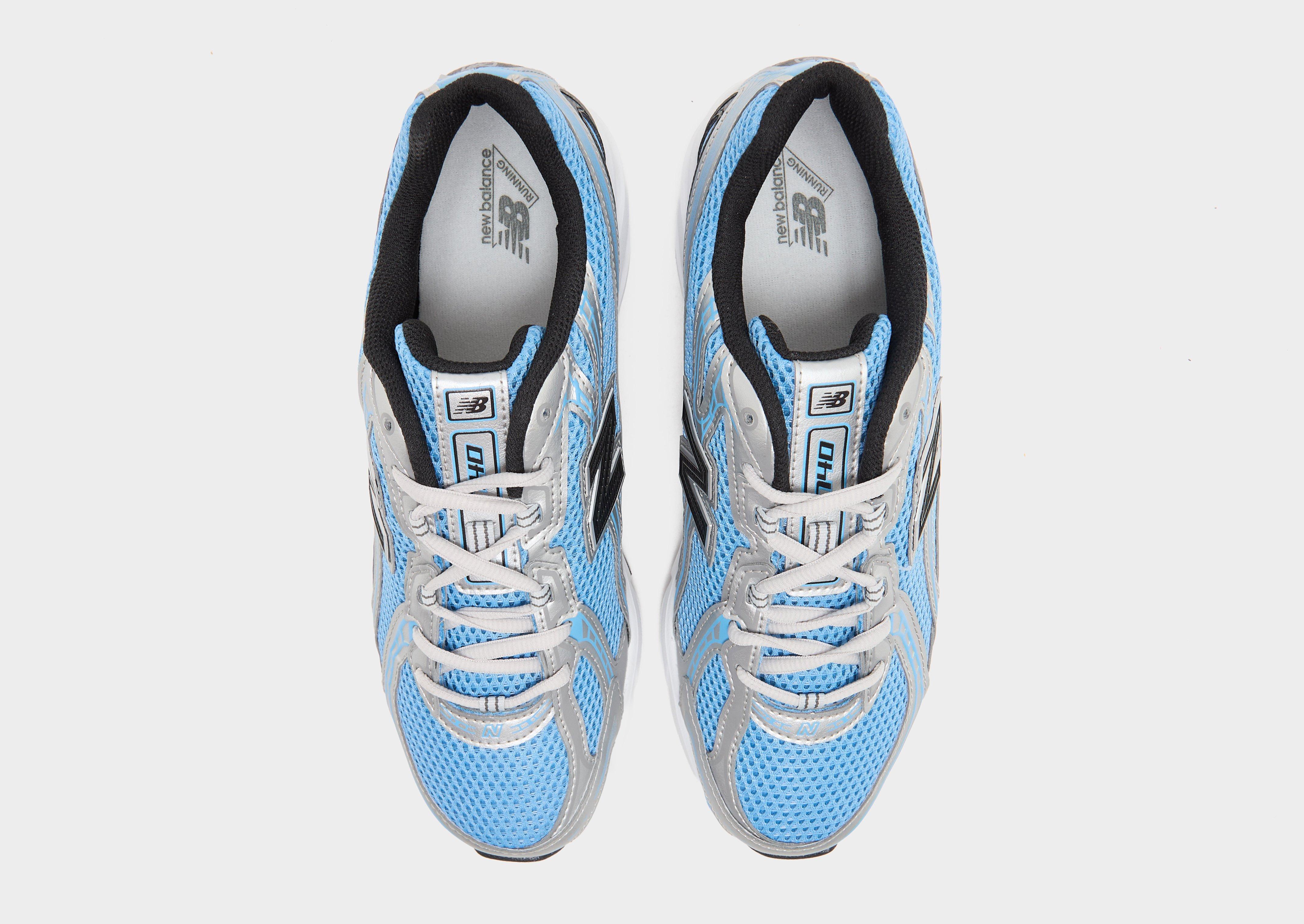 New Balance 740