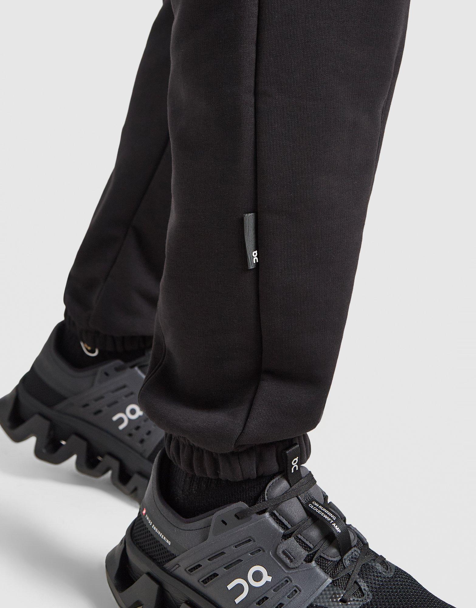 On Running Club Joggers