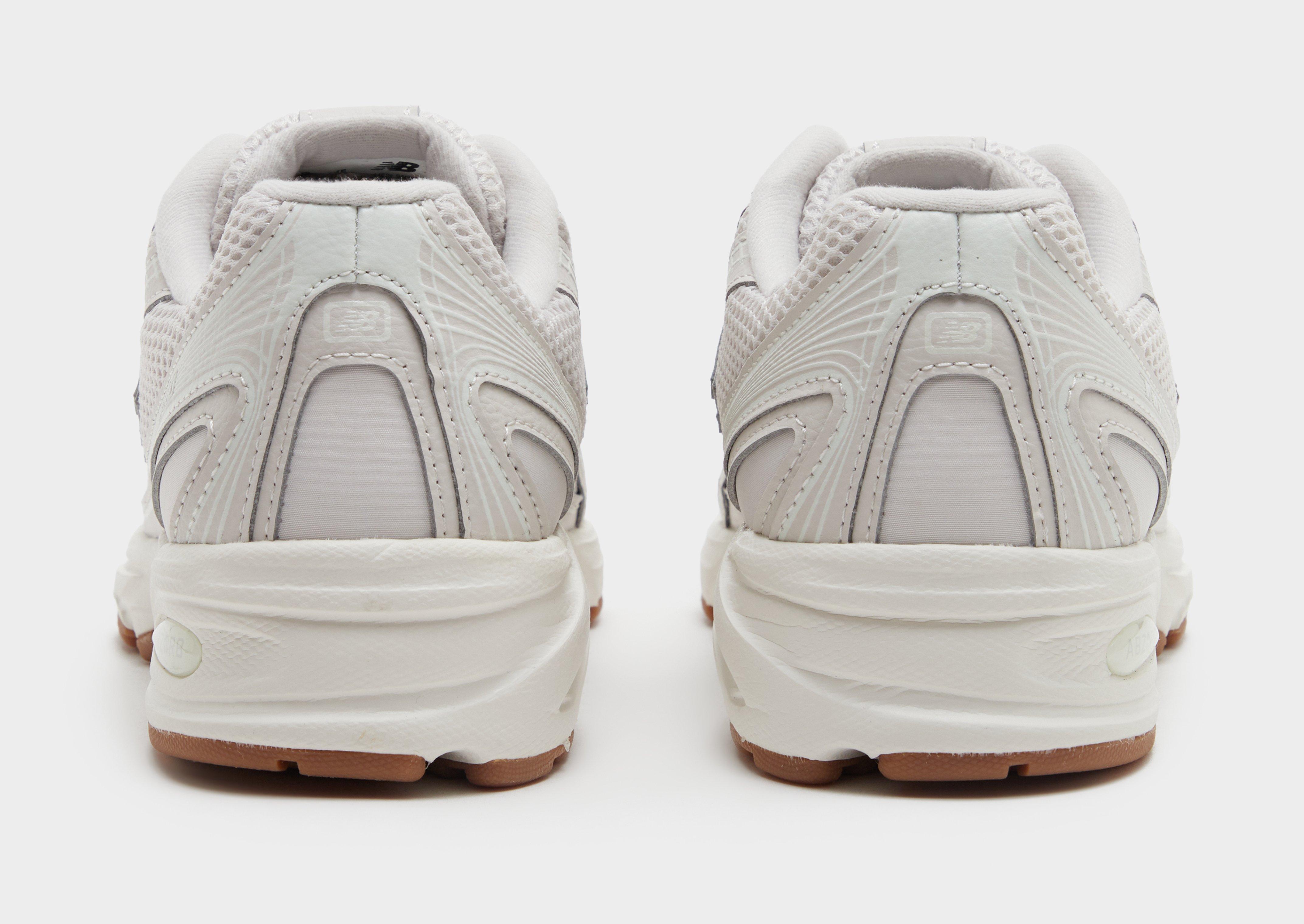 New Balance 740 Dam