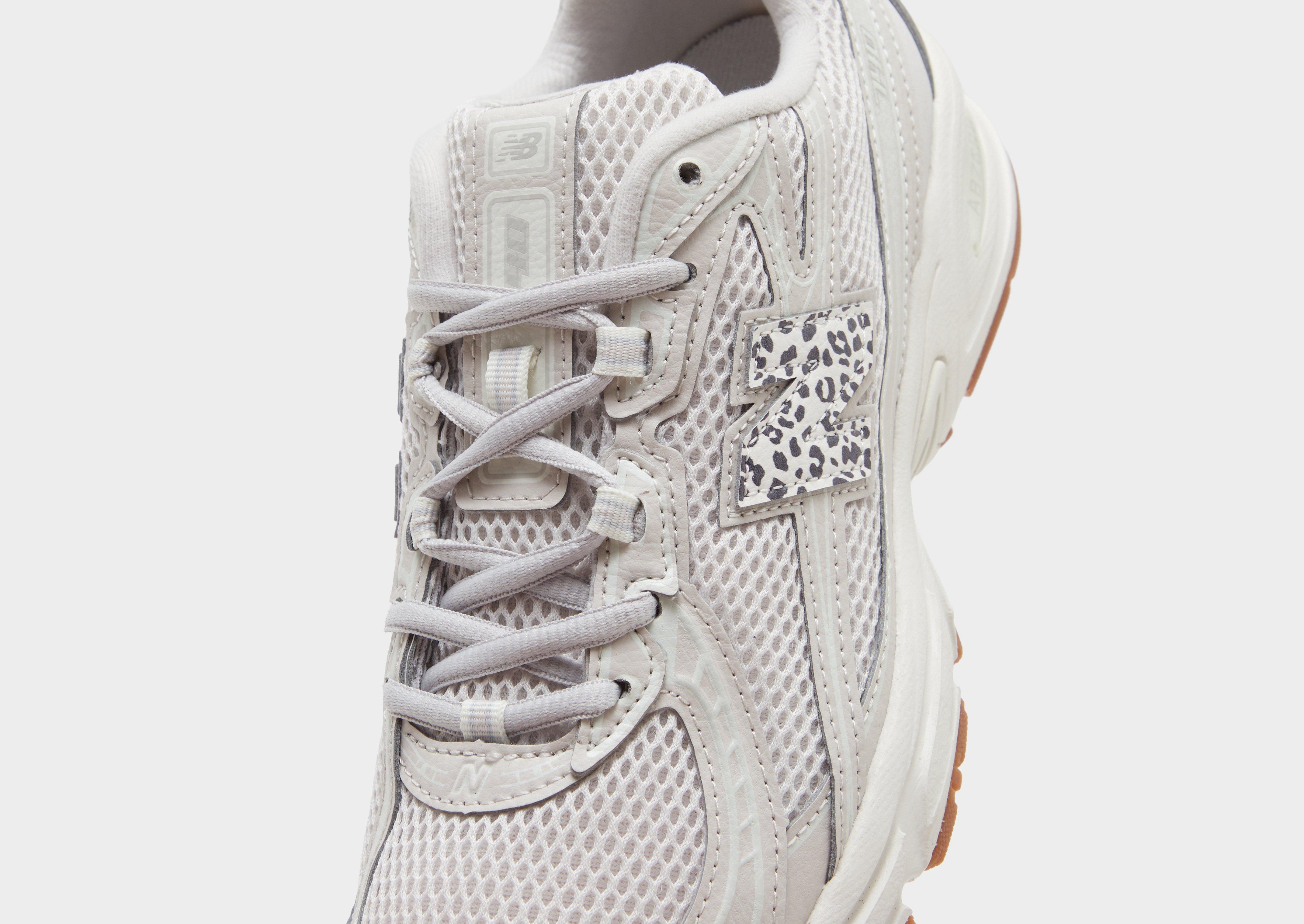 New Balance 740 Dam