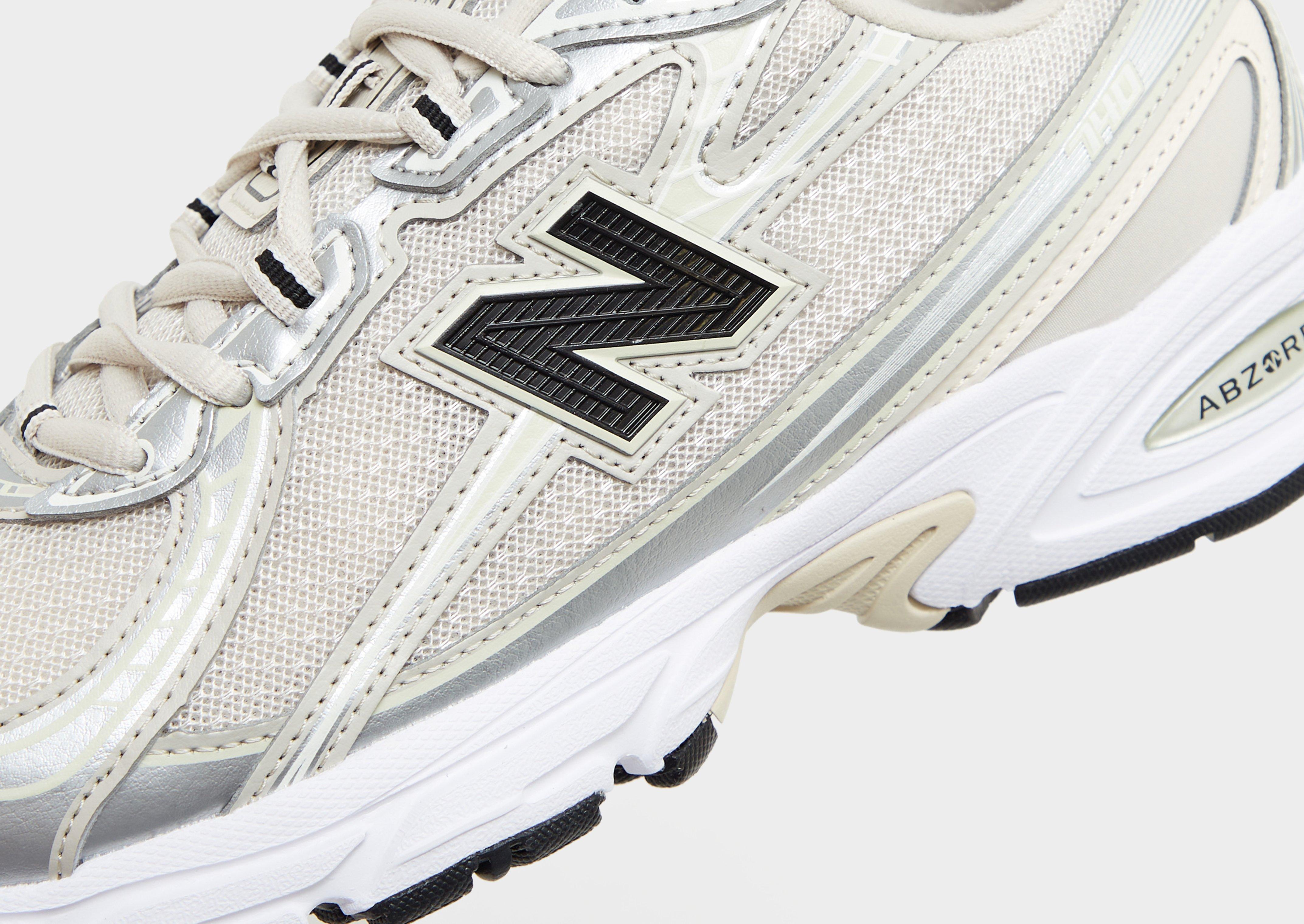New Balance 740 Women's