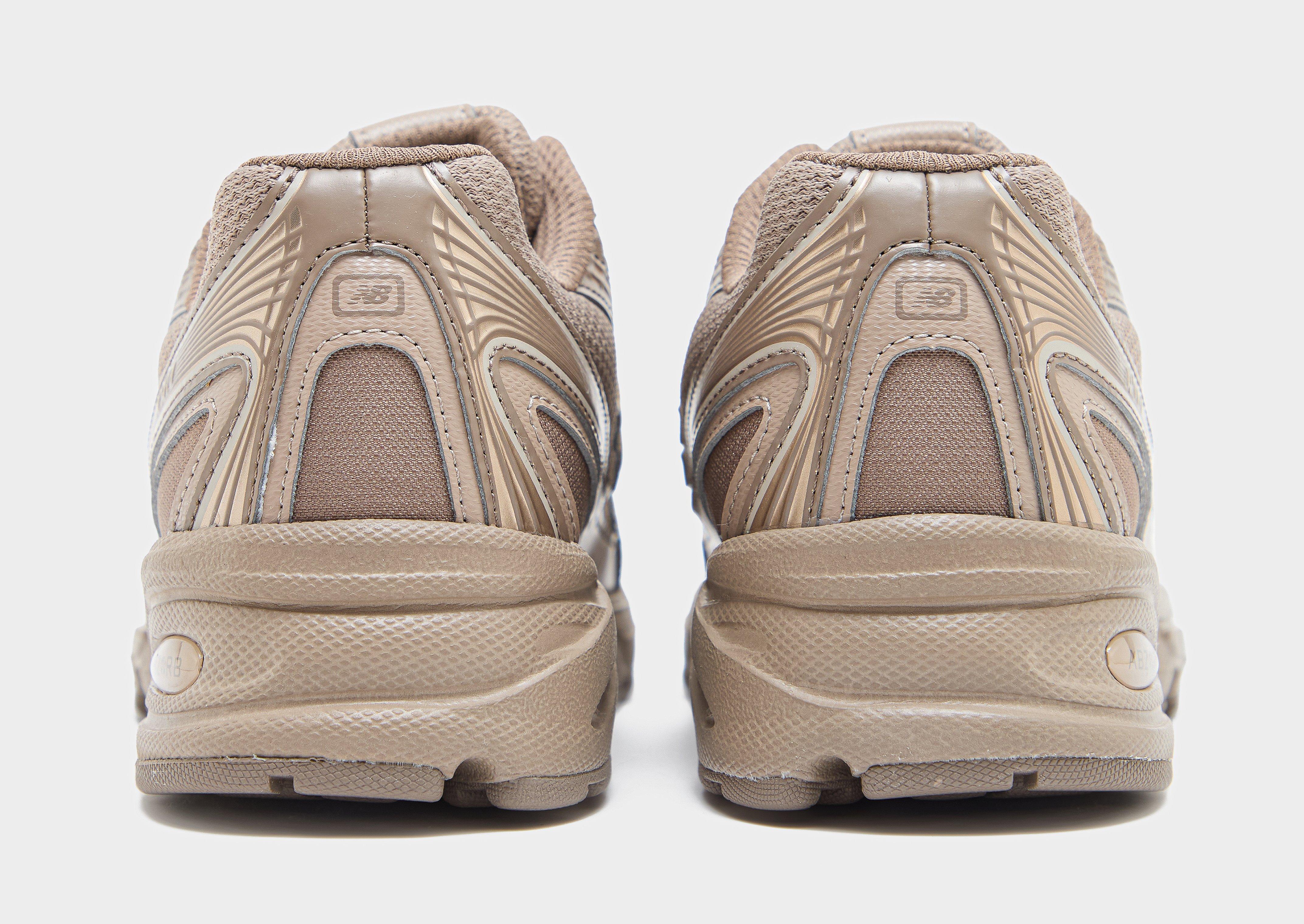 New Balance 740 Women's