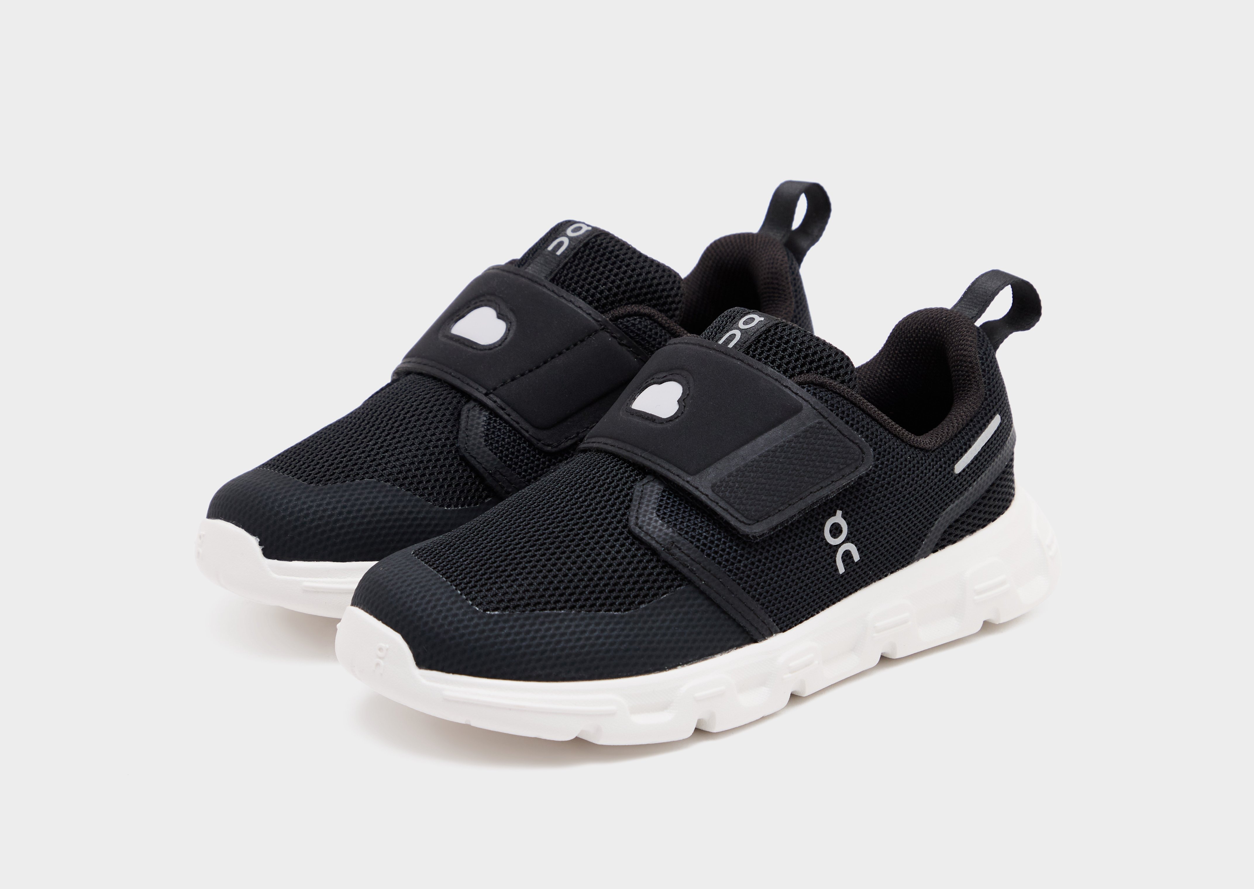 On Running Cloud Dash Black White (TD) — foto 2