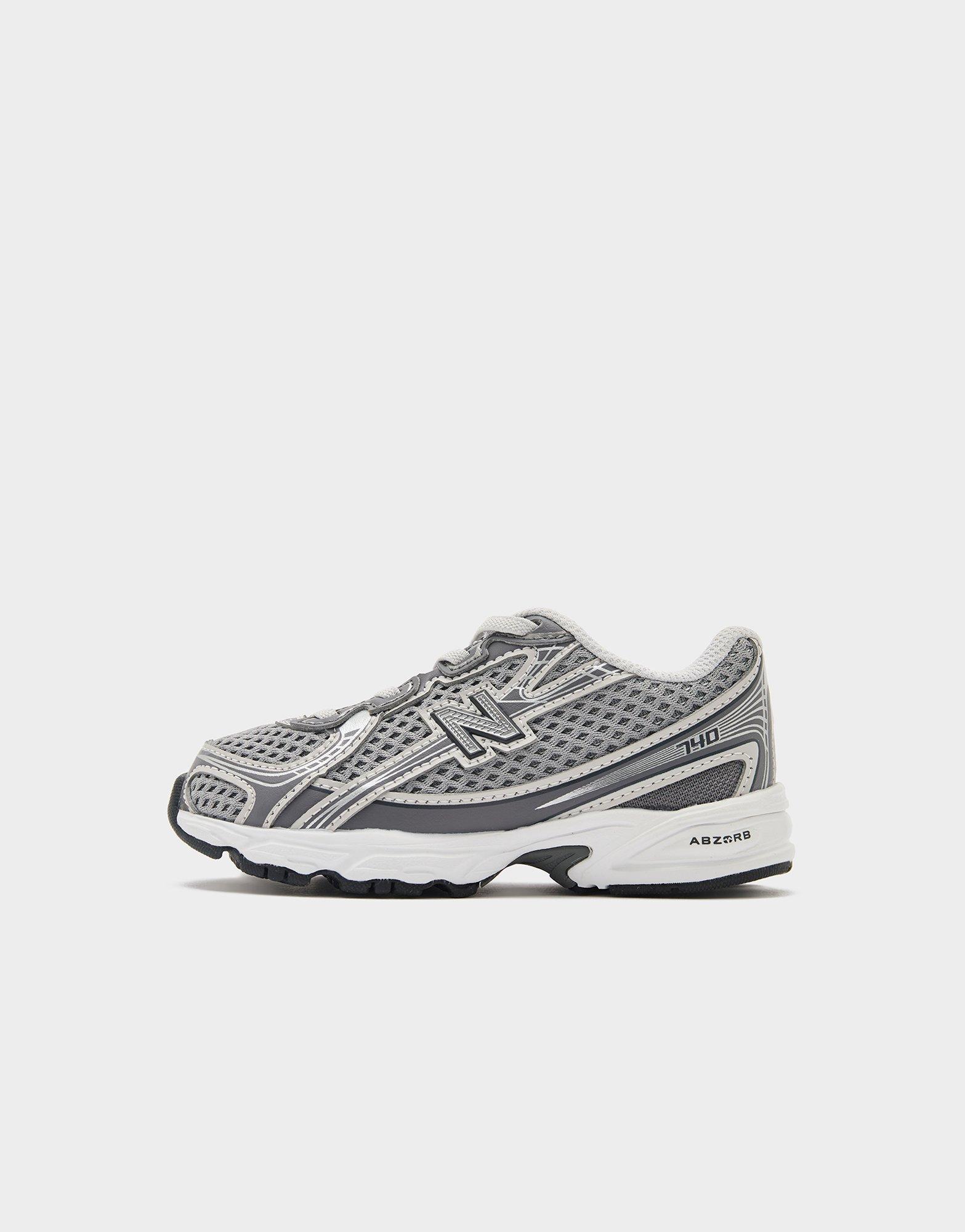 New Balance 740 para bebé