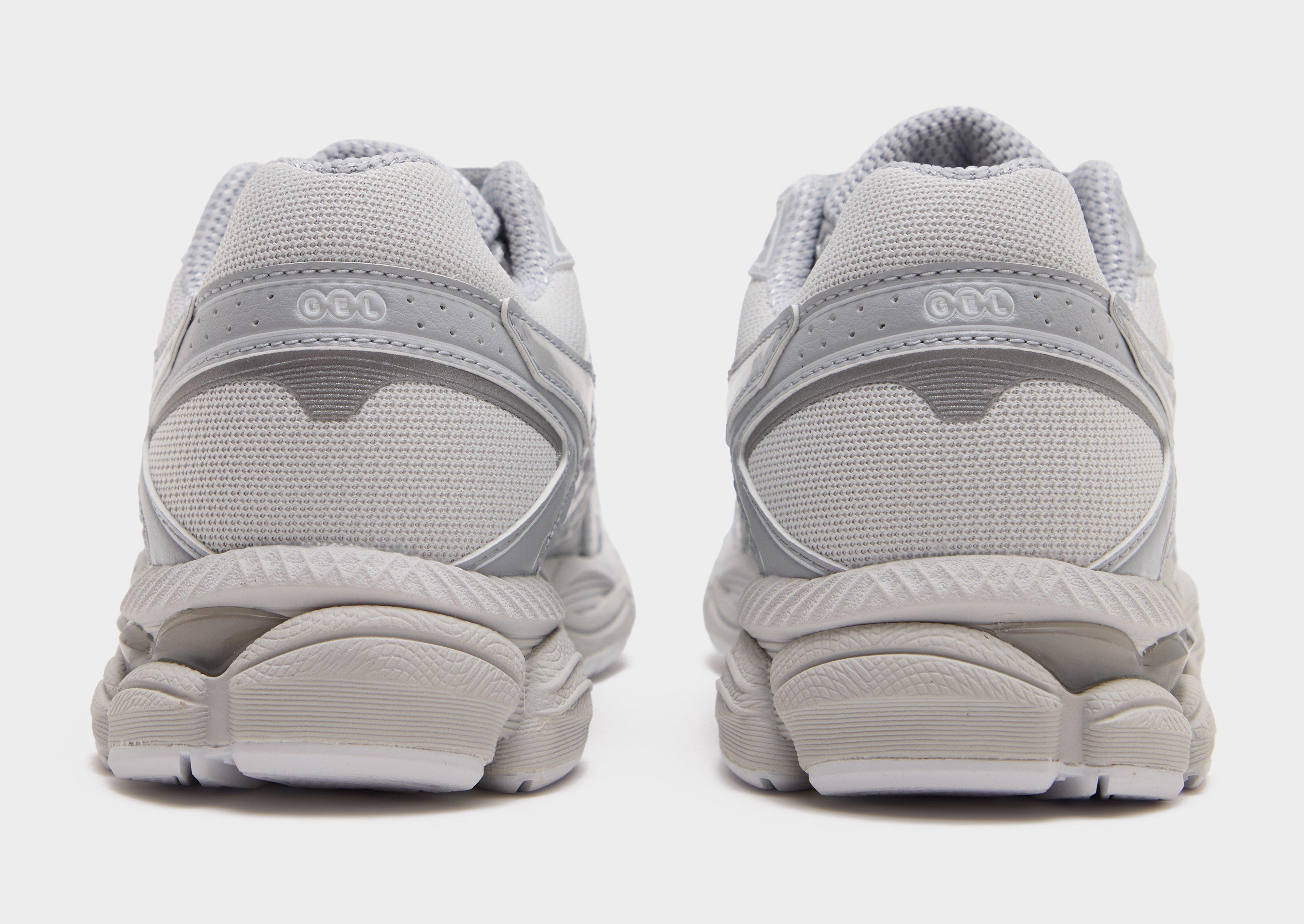 ASICS GEL-CUMULUS 16 Women's