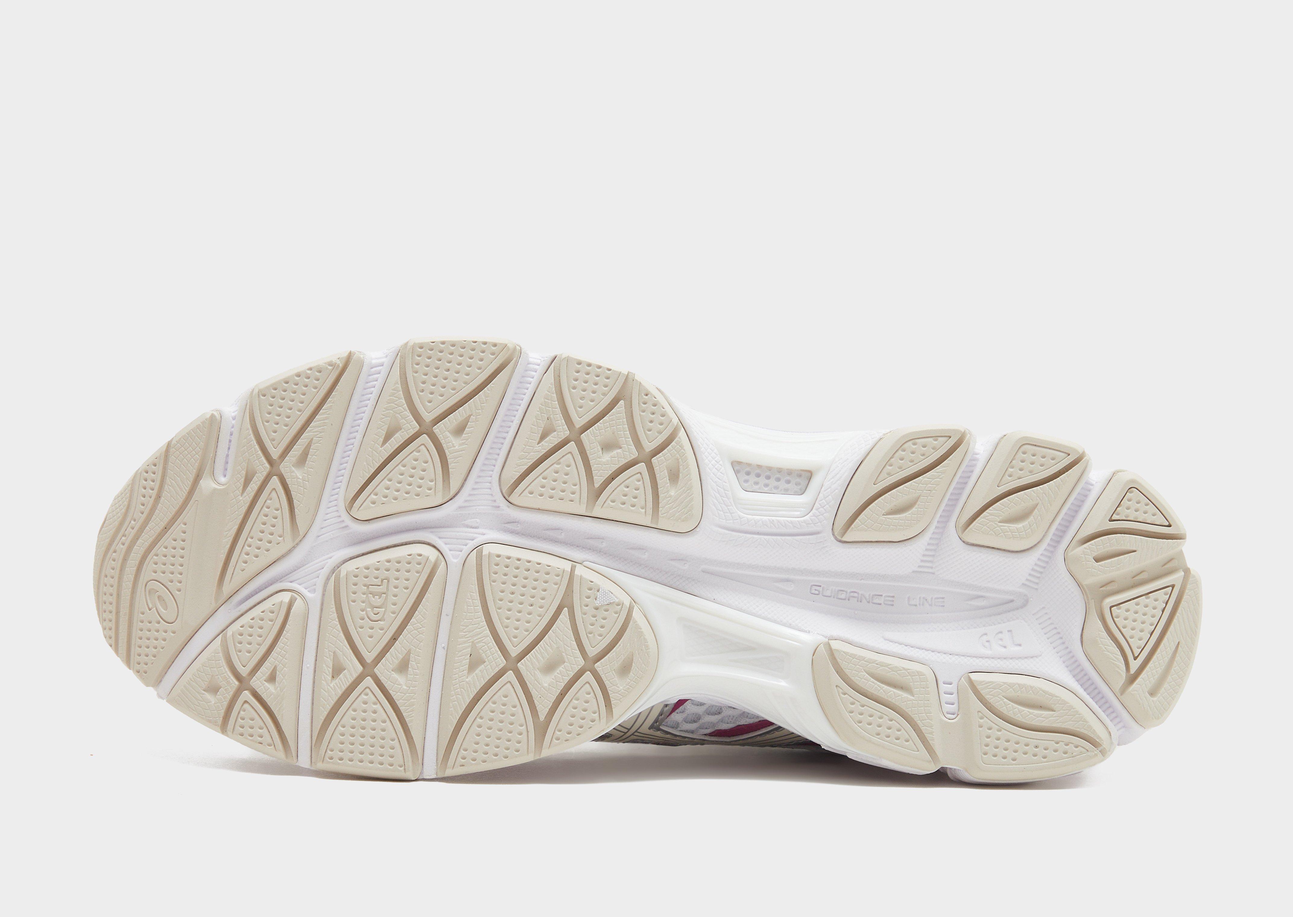 ASICS GEL-CUMULUS 16 Femme