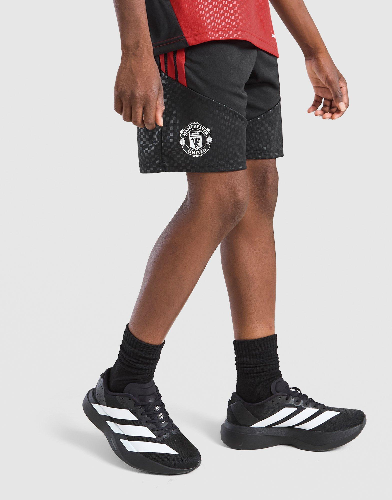 adidas Manchester United Tiro 26 Training Shorts Junior