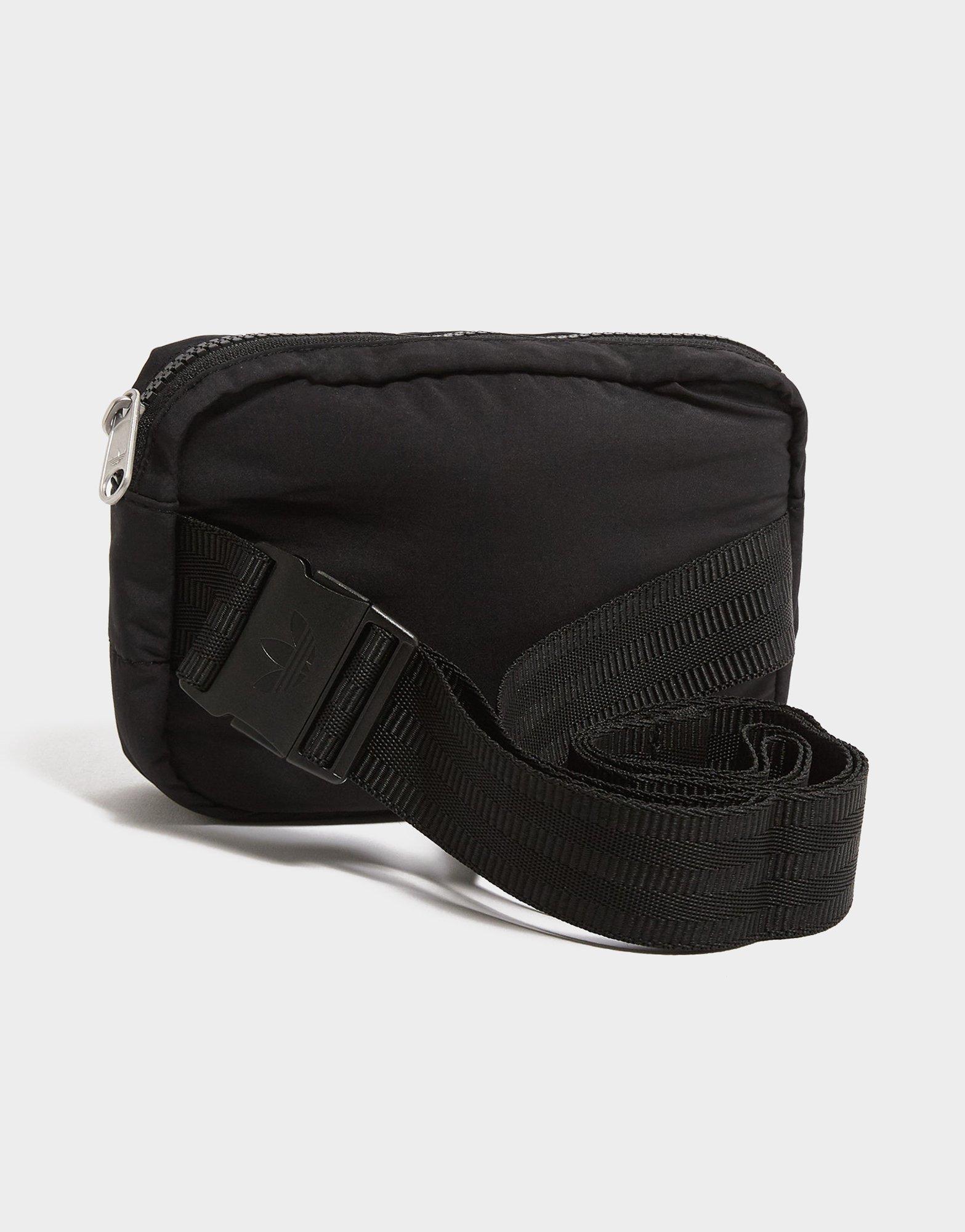 adidas Originals Metal Trefoil Waistpack