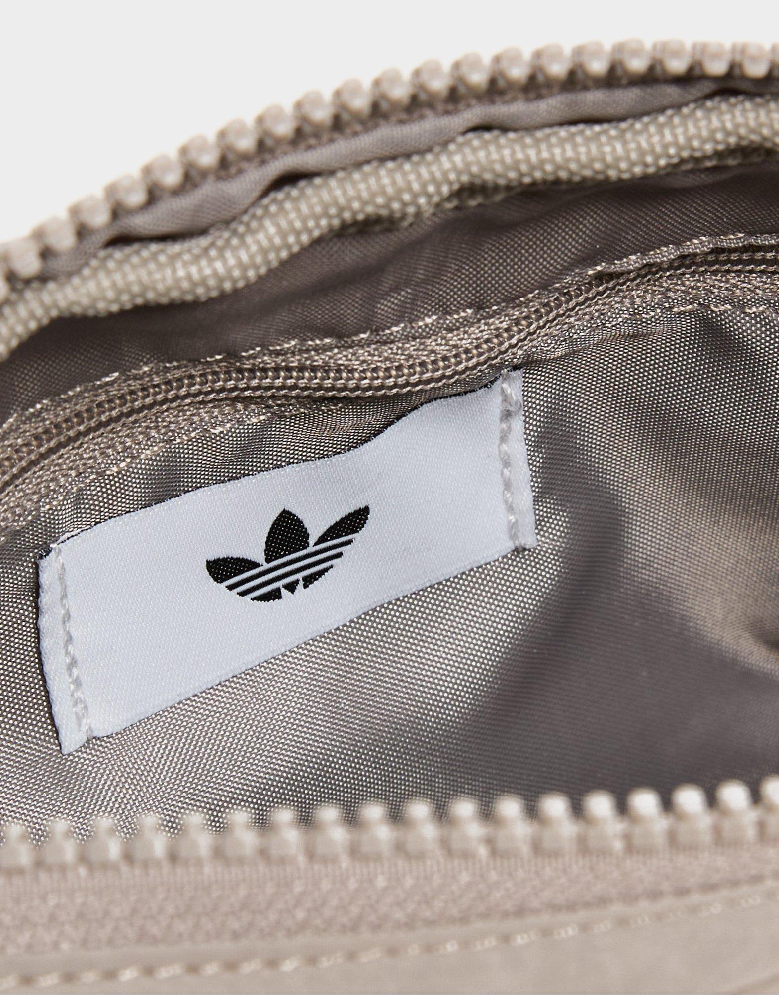 adidas Originals Metal Trefoil Waistpack