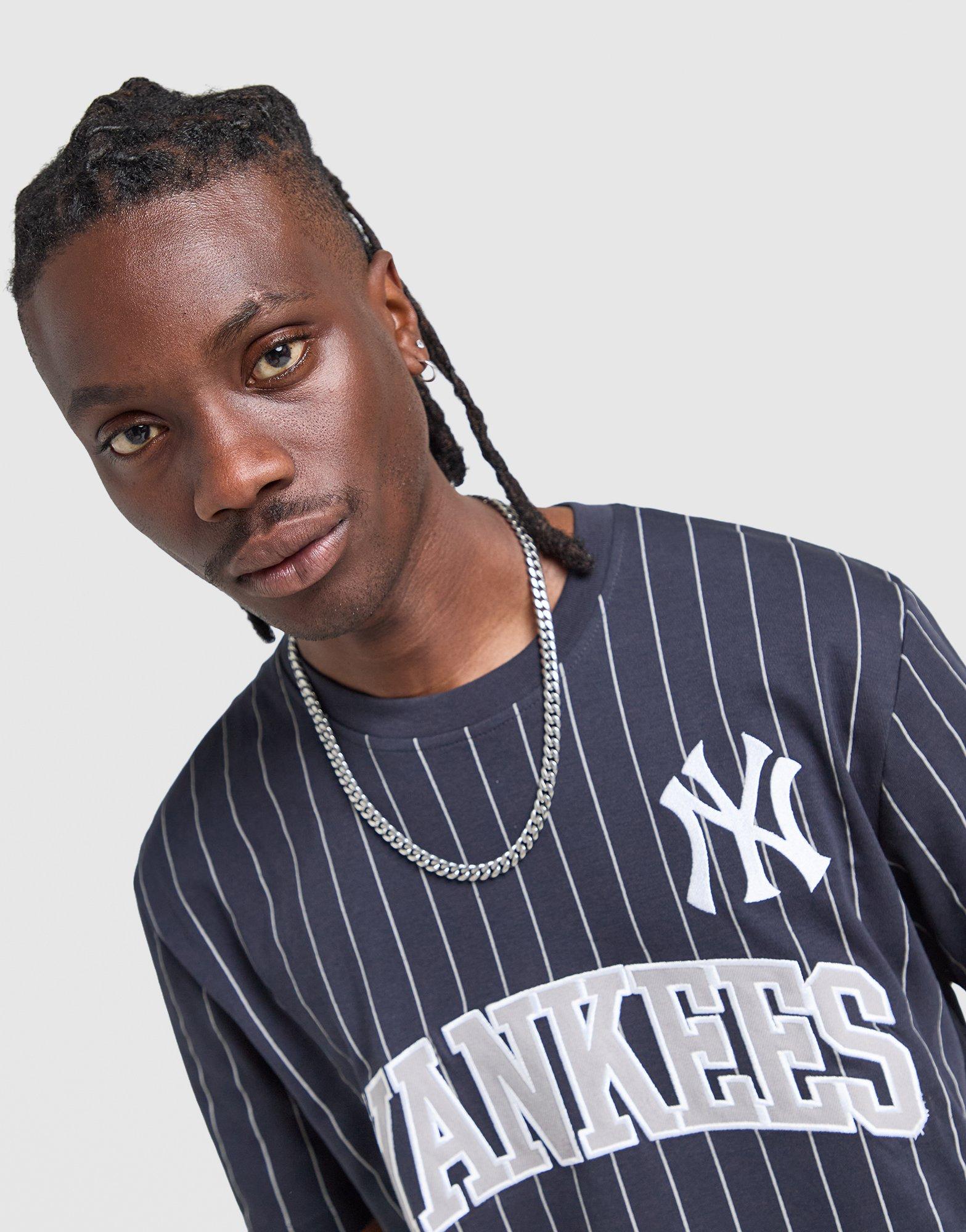 New Era MLB New York Yankees Pinstripe T-Shirt