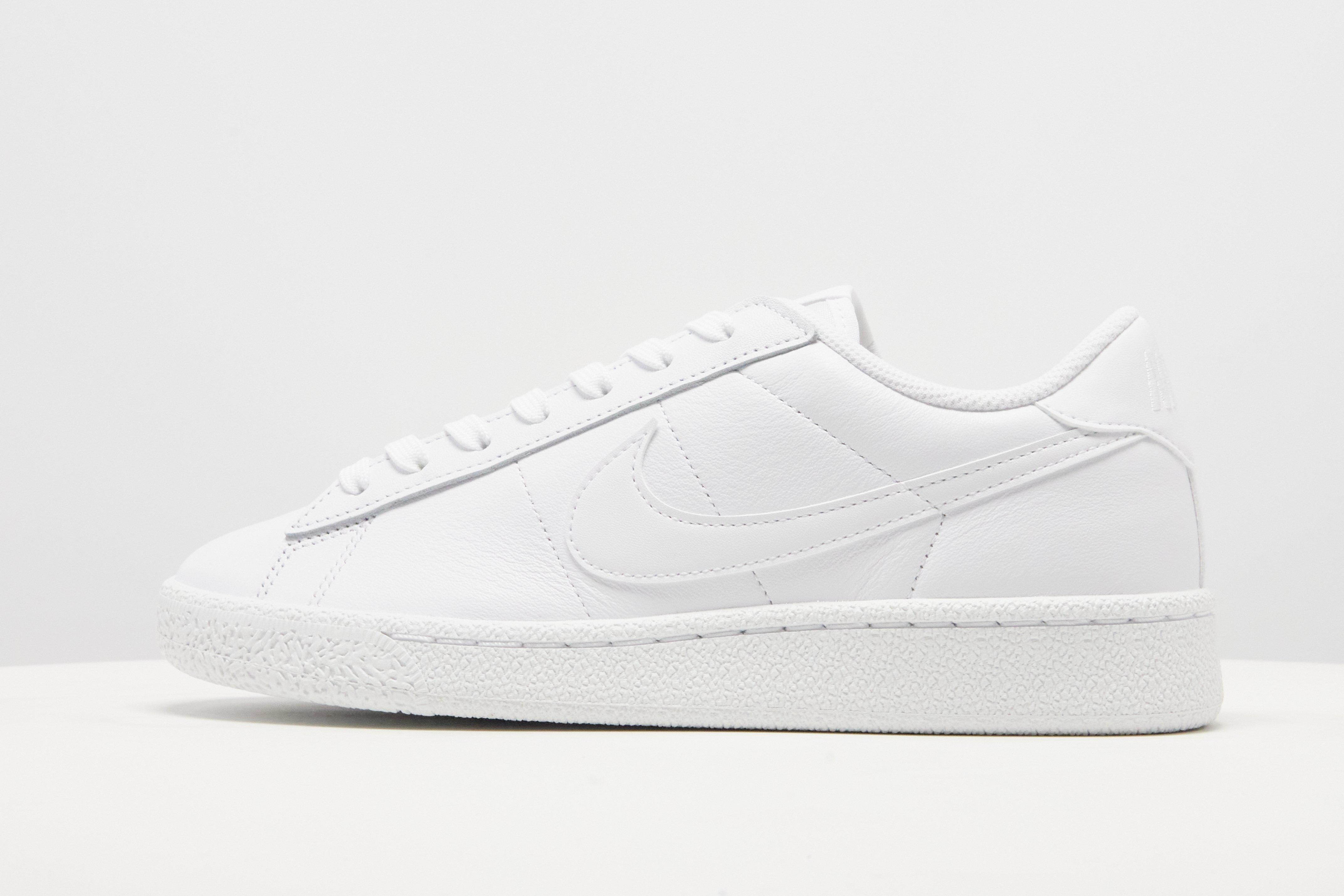 Nike Tennis Classic Women's