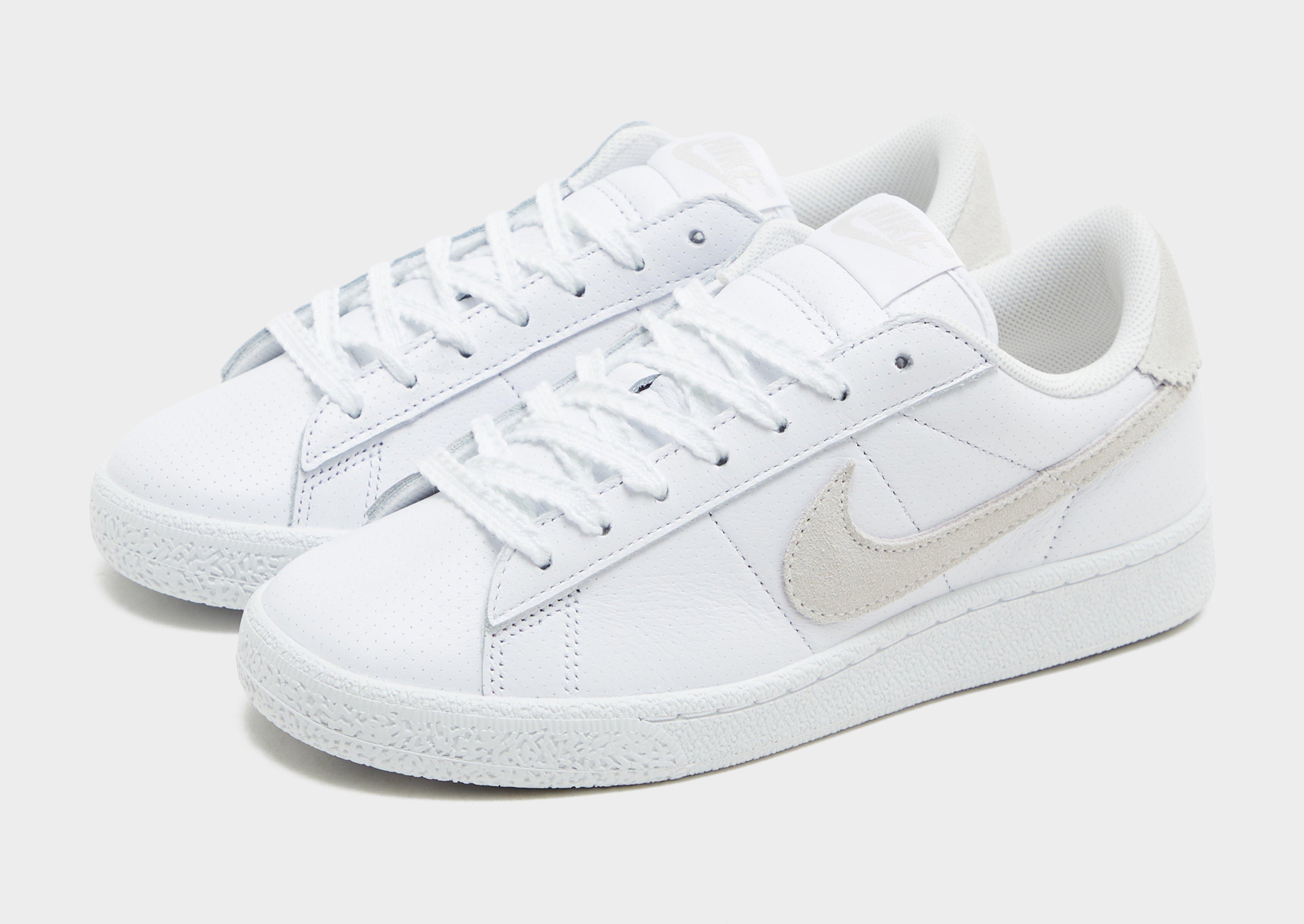 Nike Tennis Classic Women's