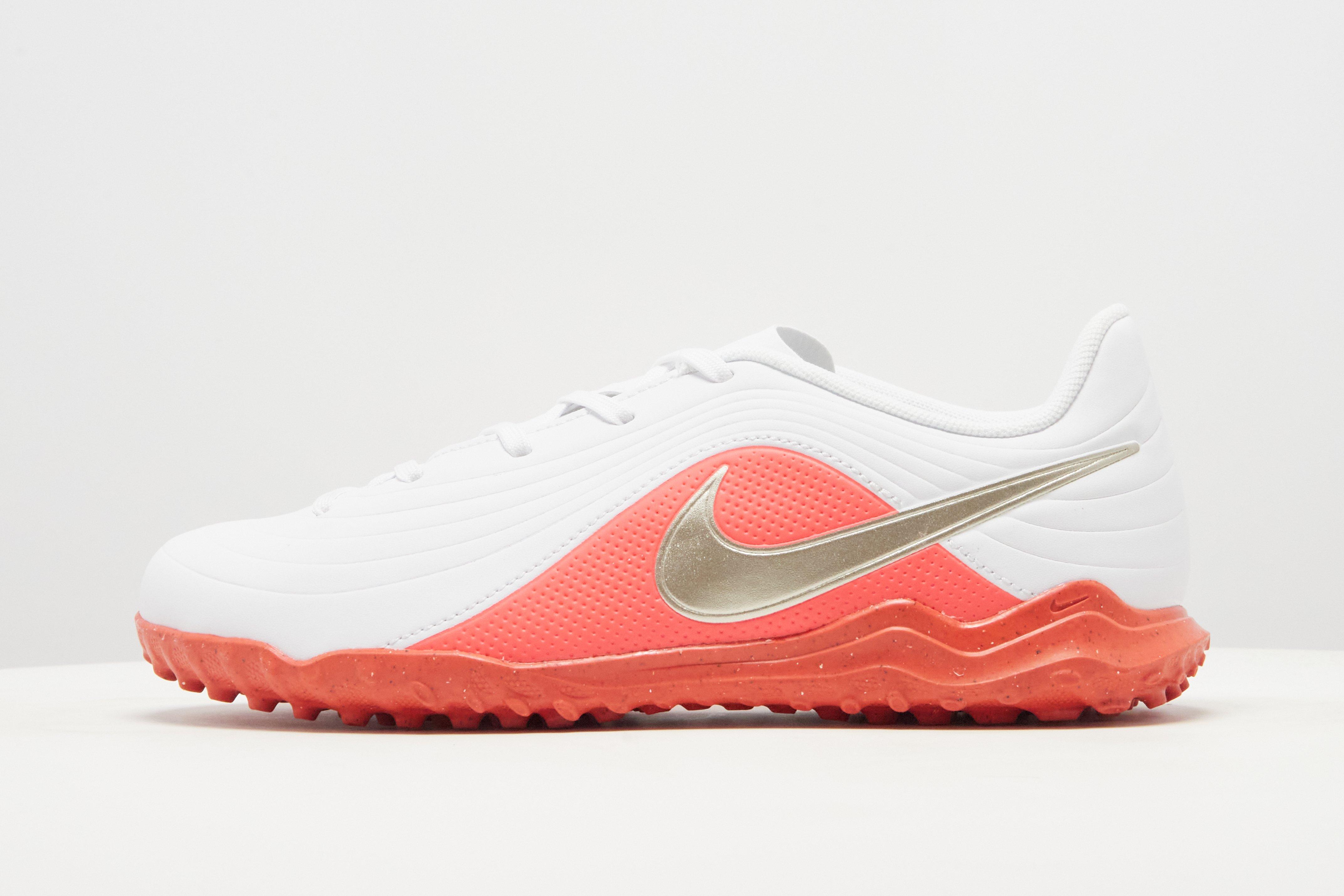 Nike Tiempo Maestro Club TF Junior