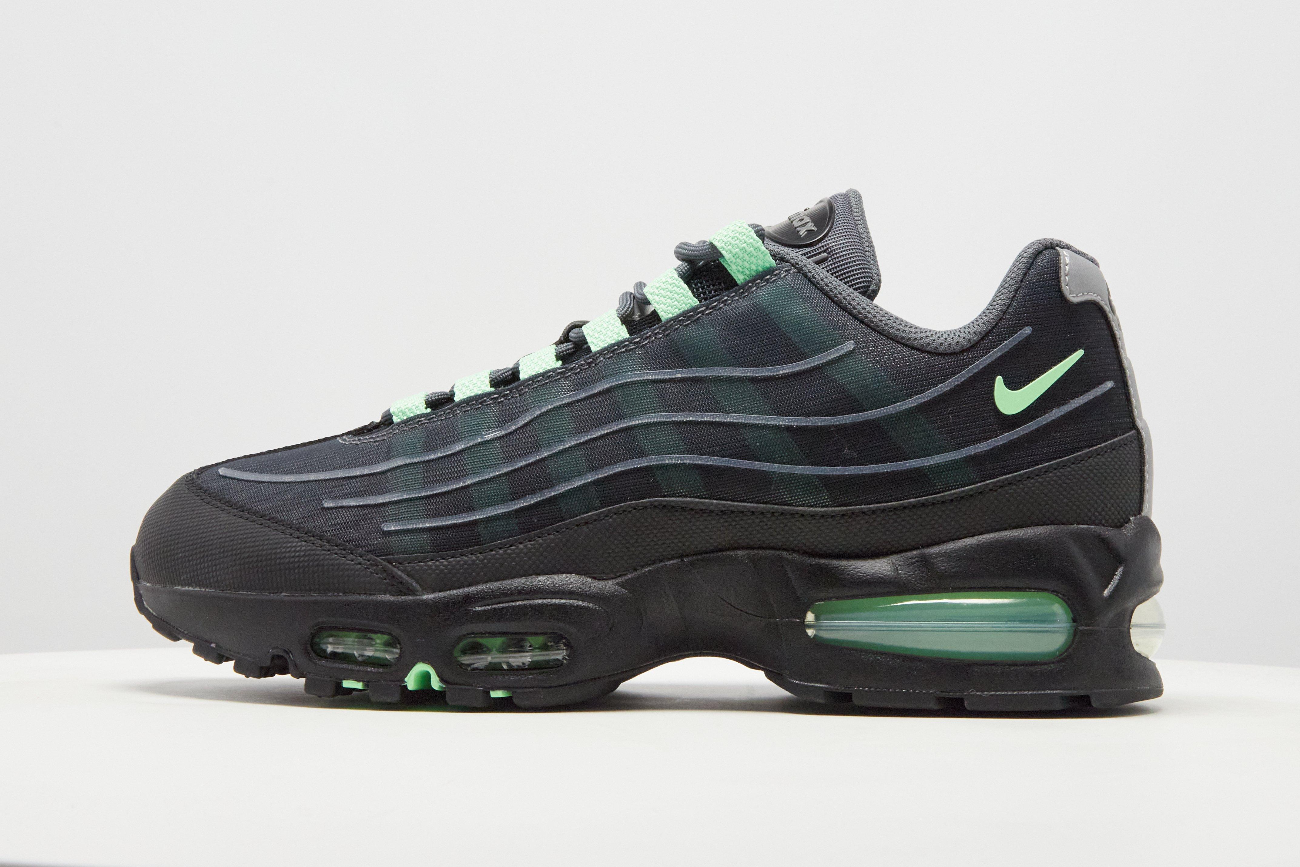Nike Air Max 95 BB Tech