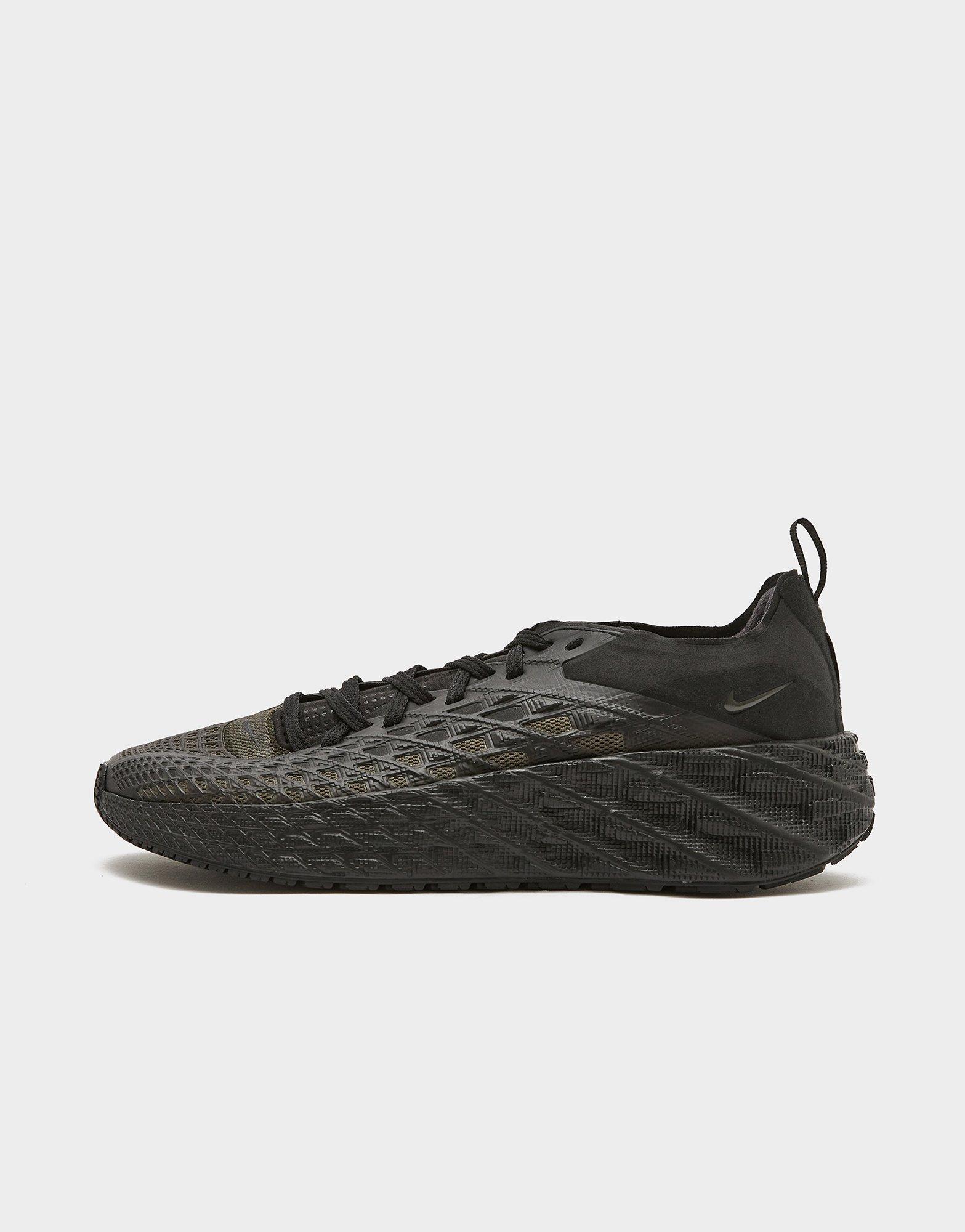 Nike Ava Edge
