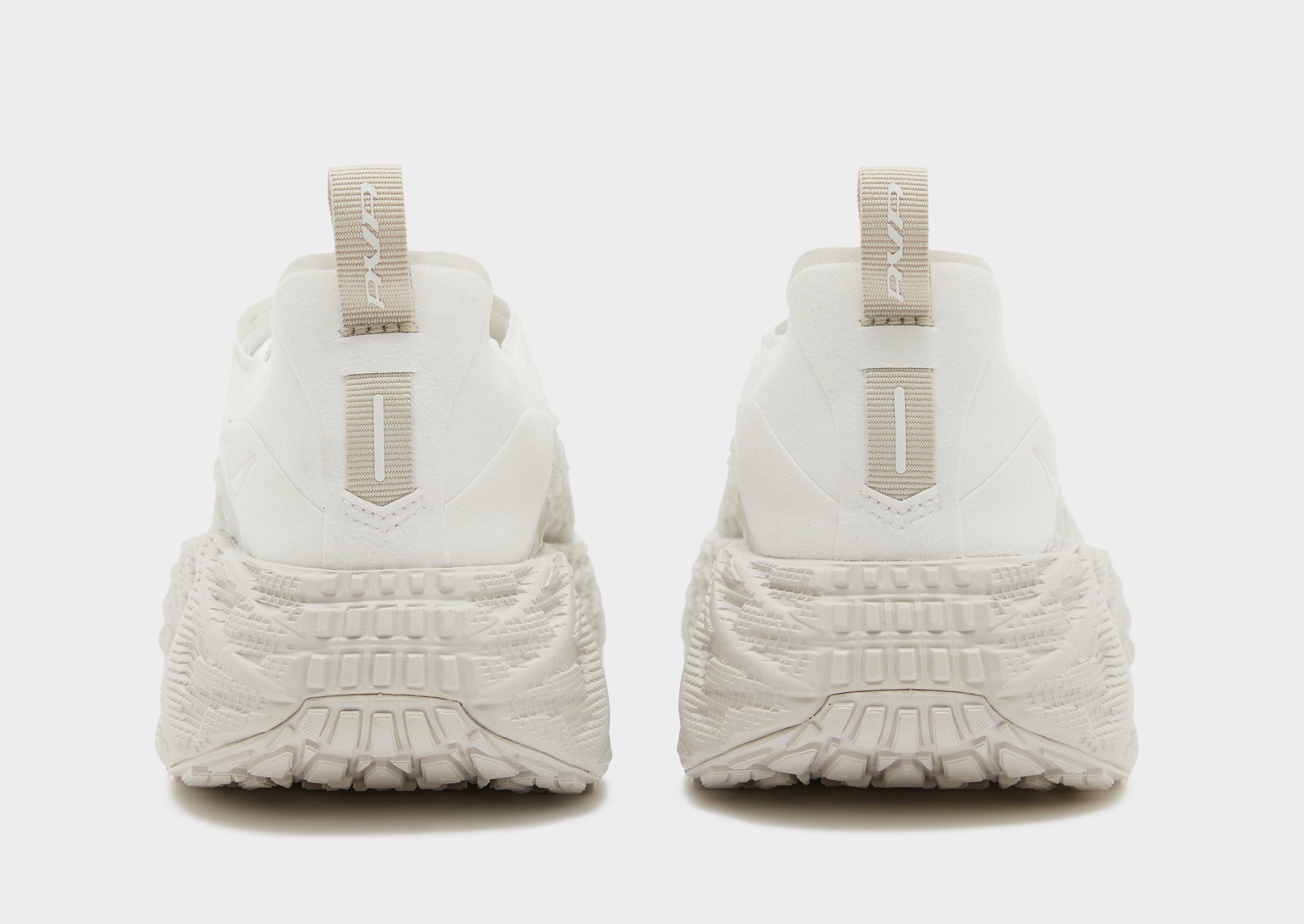 Nike Ava Edge