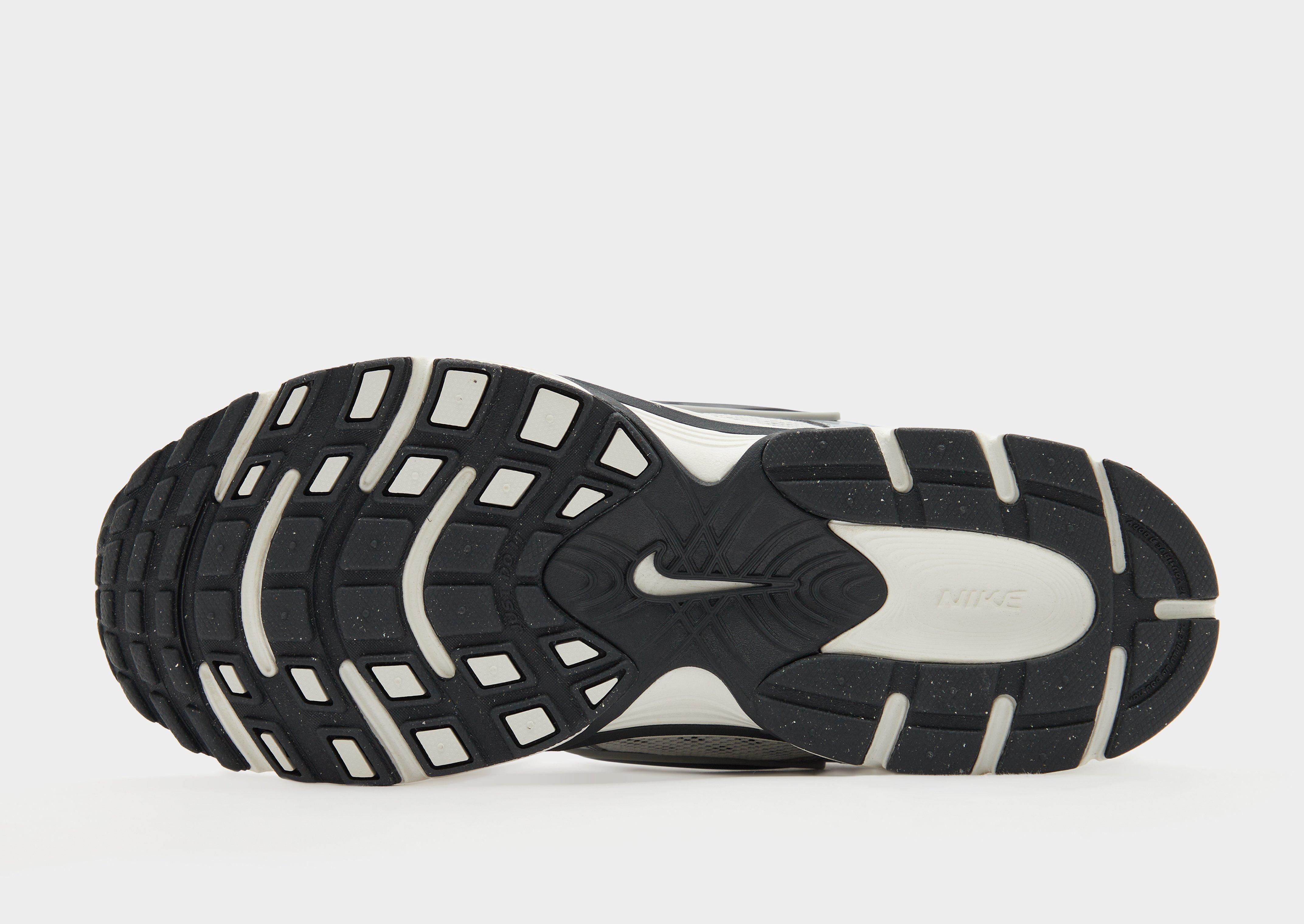 Nike V5 RNR