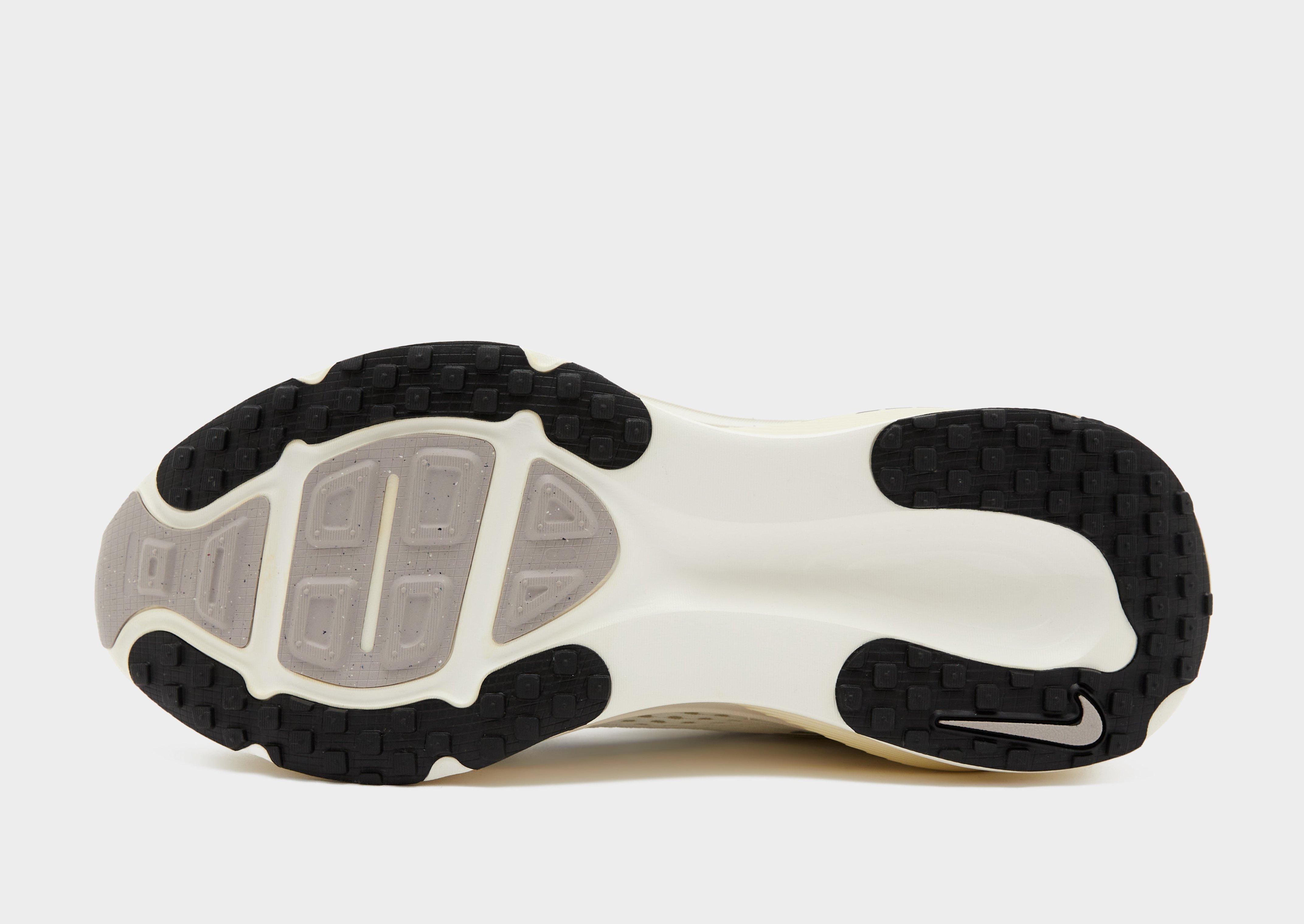 Nike Vomero 18