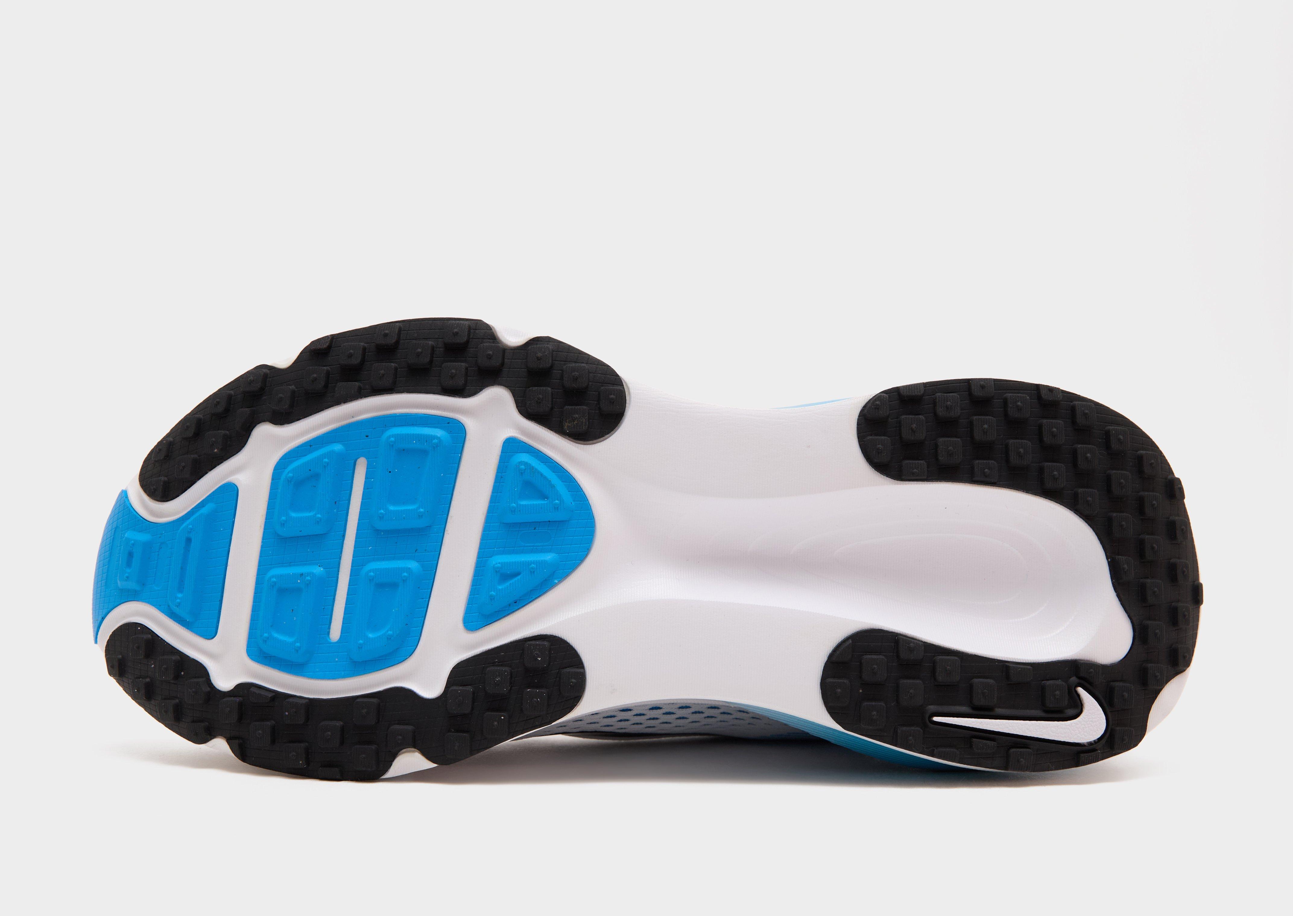 Nike Vomero 18