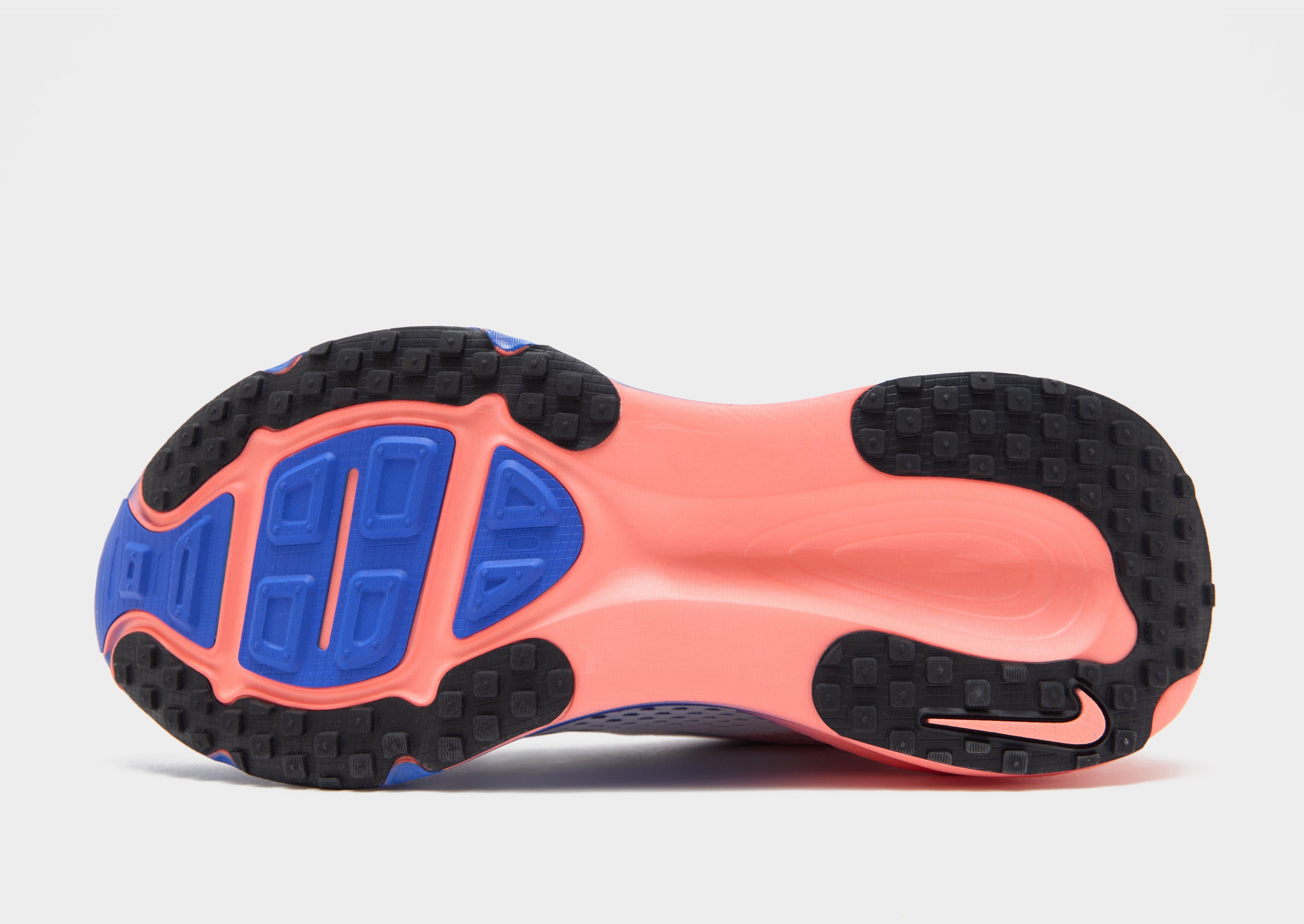 Nike Vomero 18