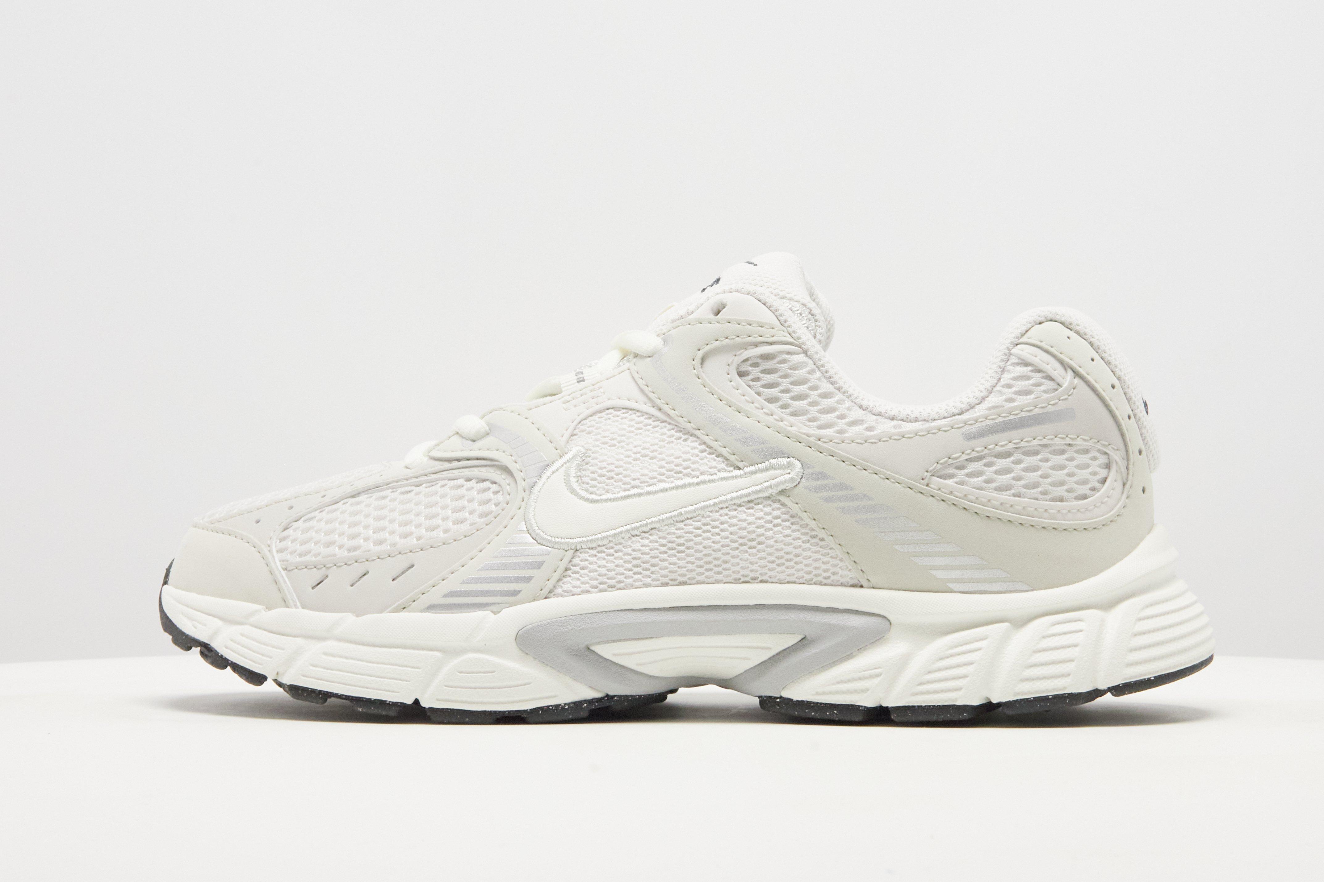 Nike V5 RNR Junior
