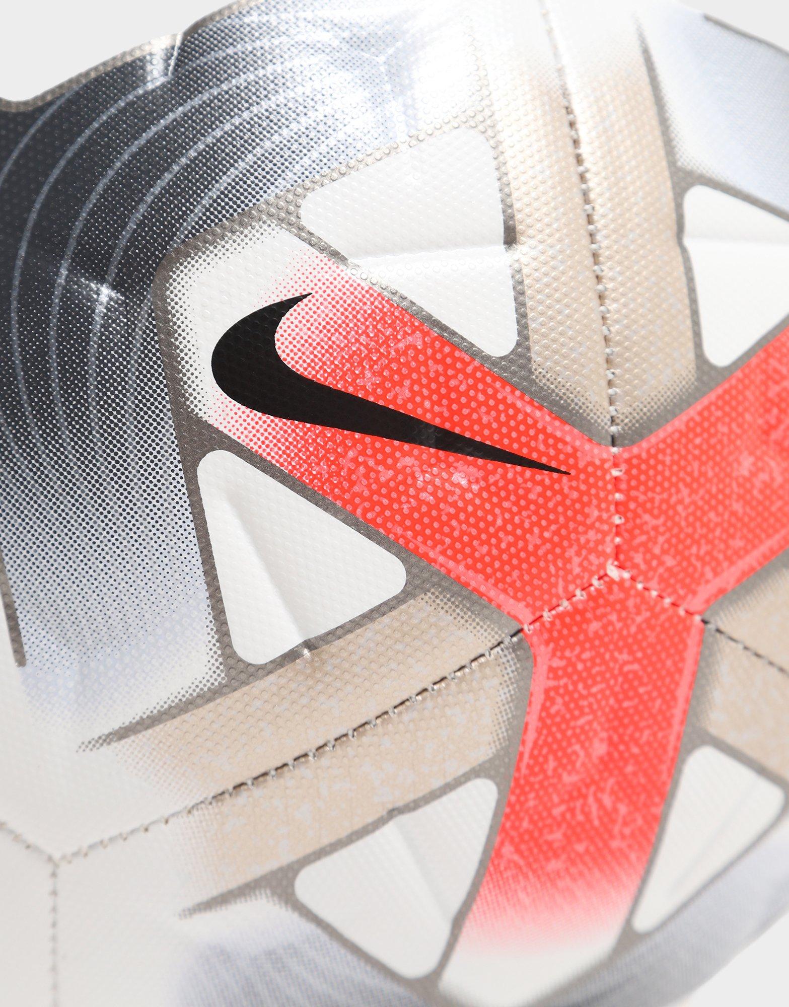 Nike Academy Fußball