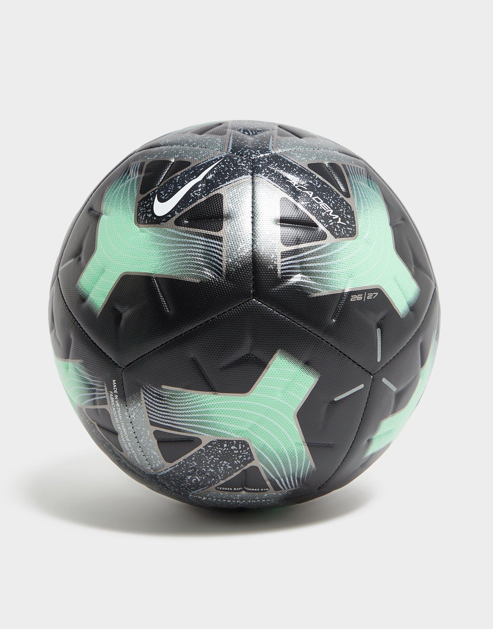 Nike Academy Football