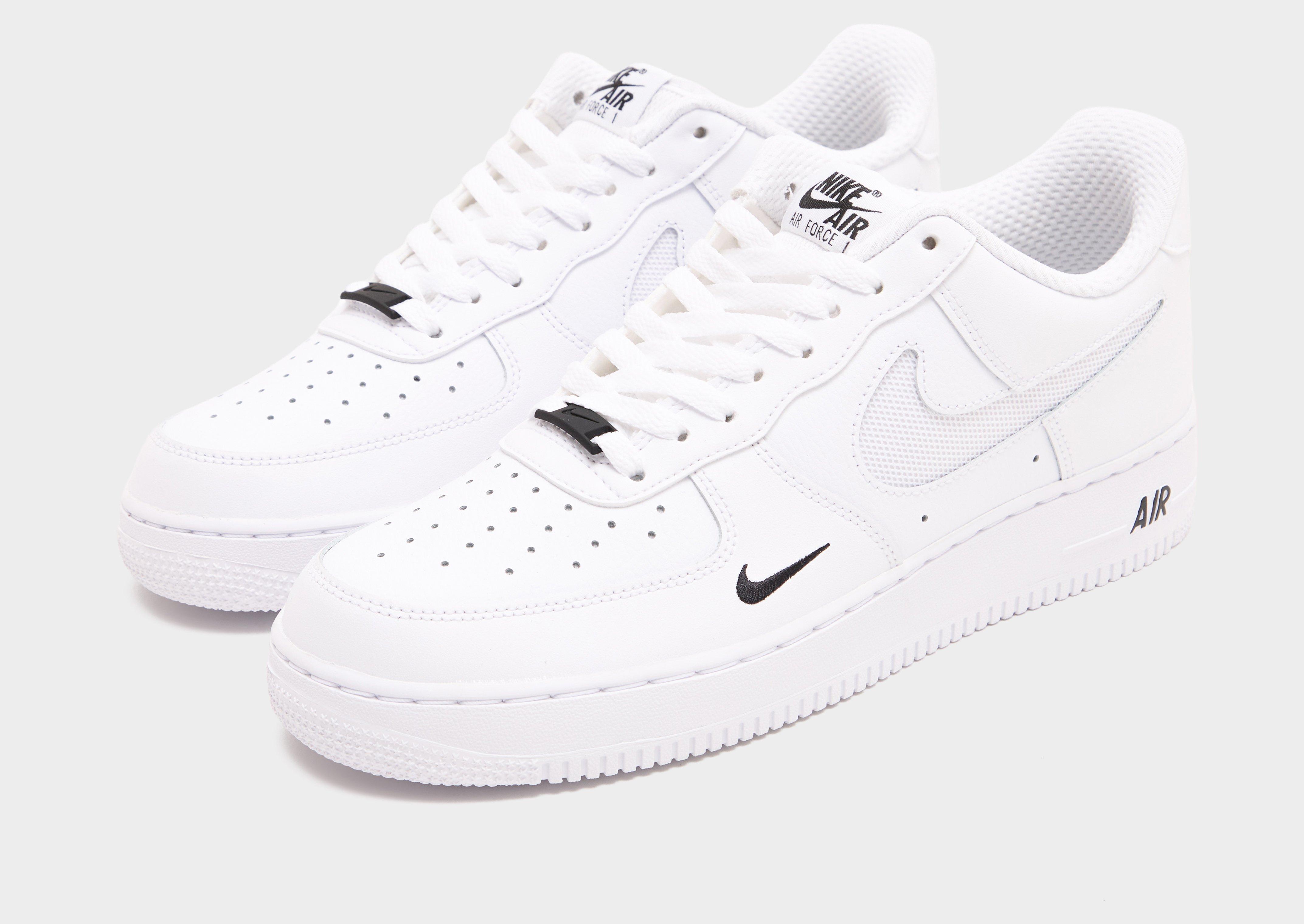 Nike Air Force 1 '07 LV8