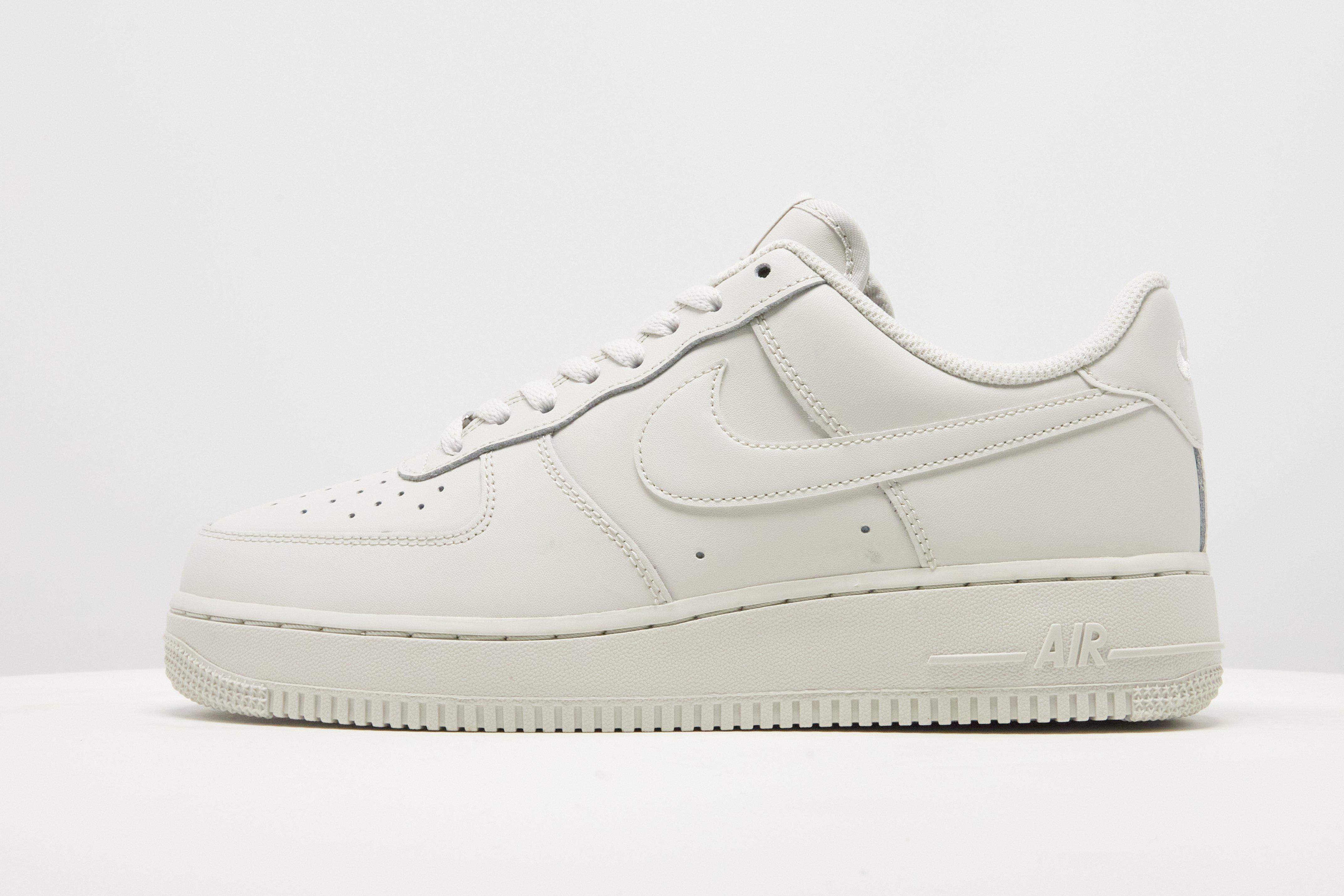 Nike Air Force 1 Low