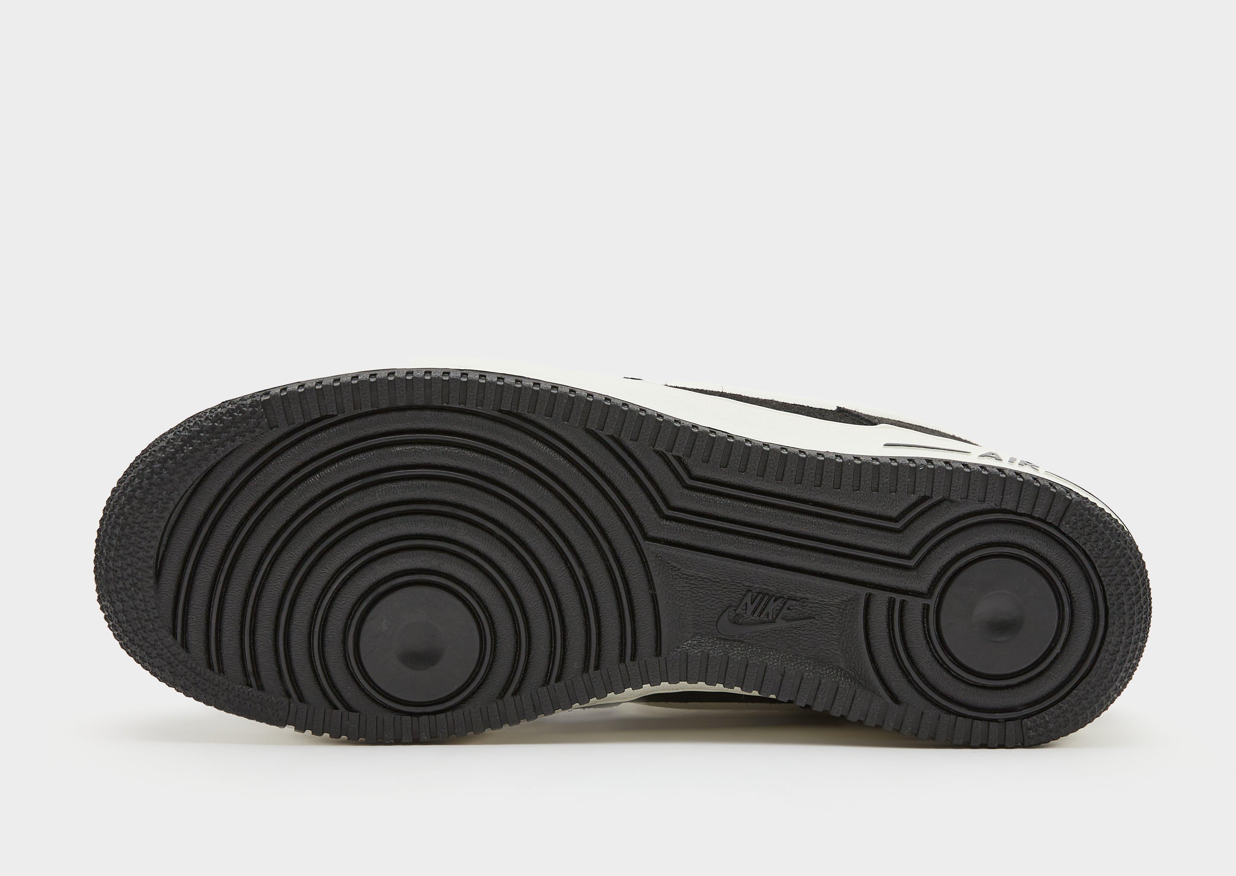 Nike Air Force 1 '07 LV8